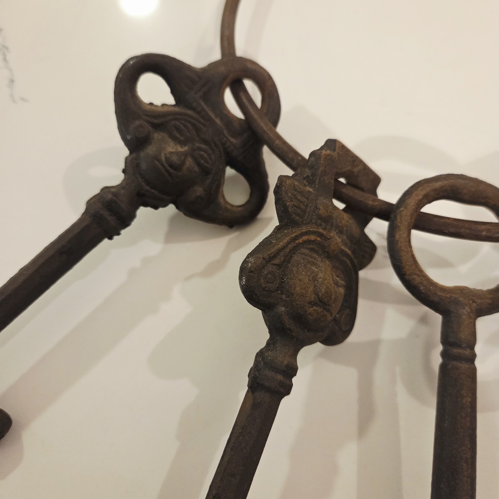 VTG Skeleton Mayan Aztec Master Cast Iron Door Lock Key Large Ring Lot 5 RARE