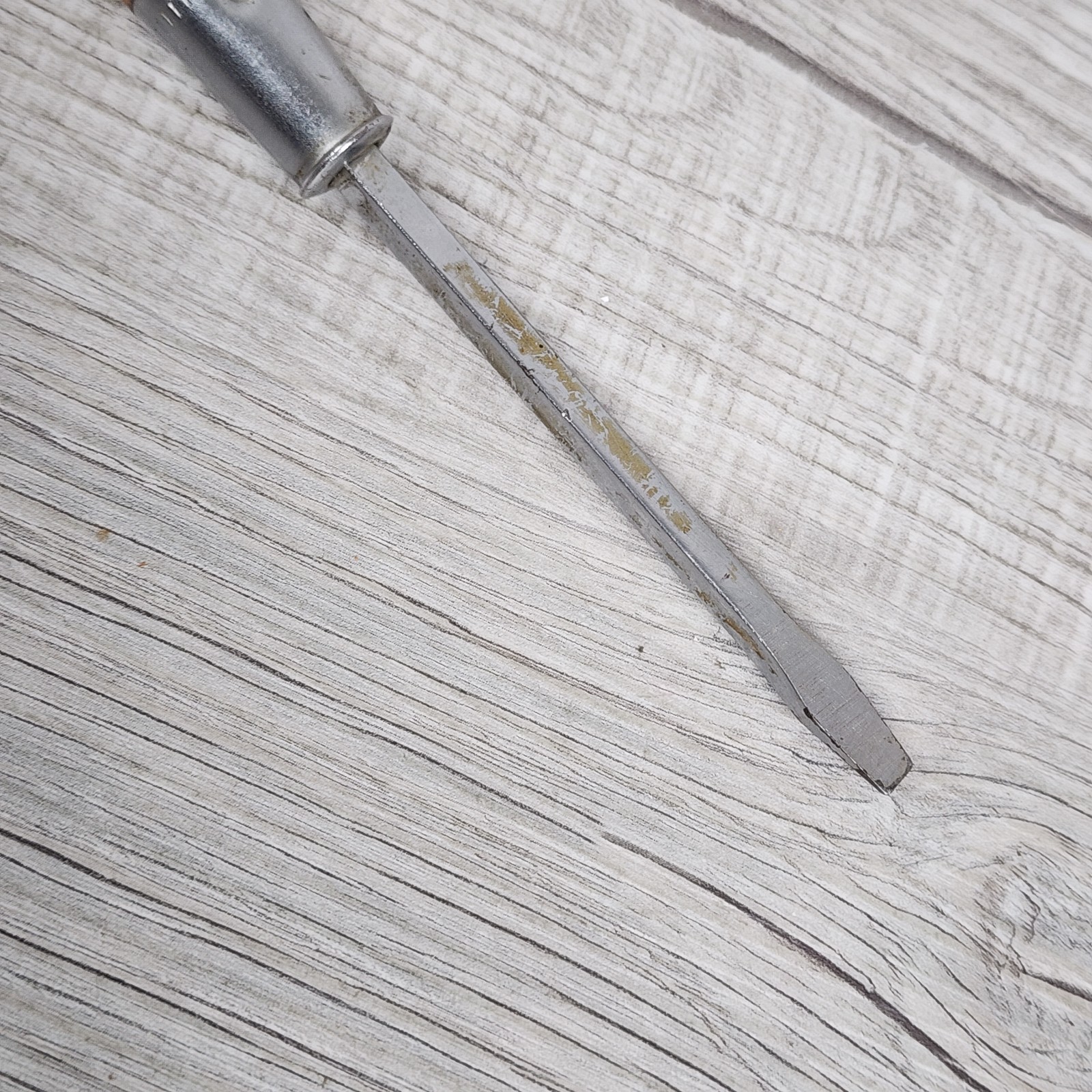 Vintage Flat Head Screwdriver With Wooden Handle 9″ Hand Tool