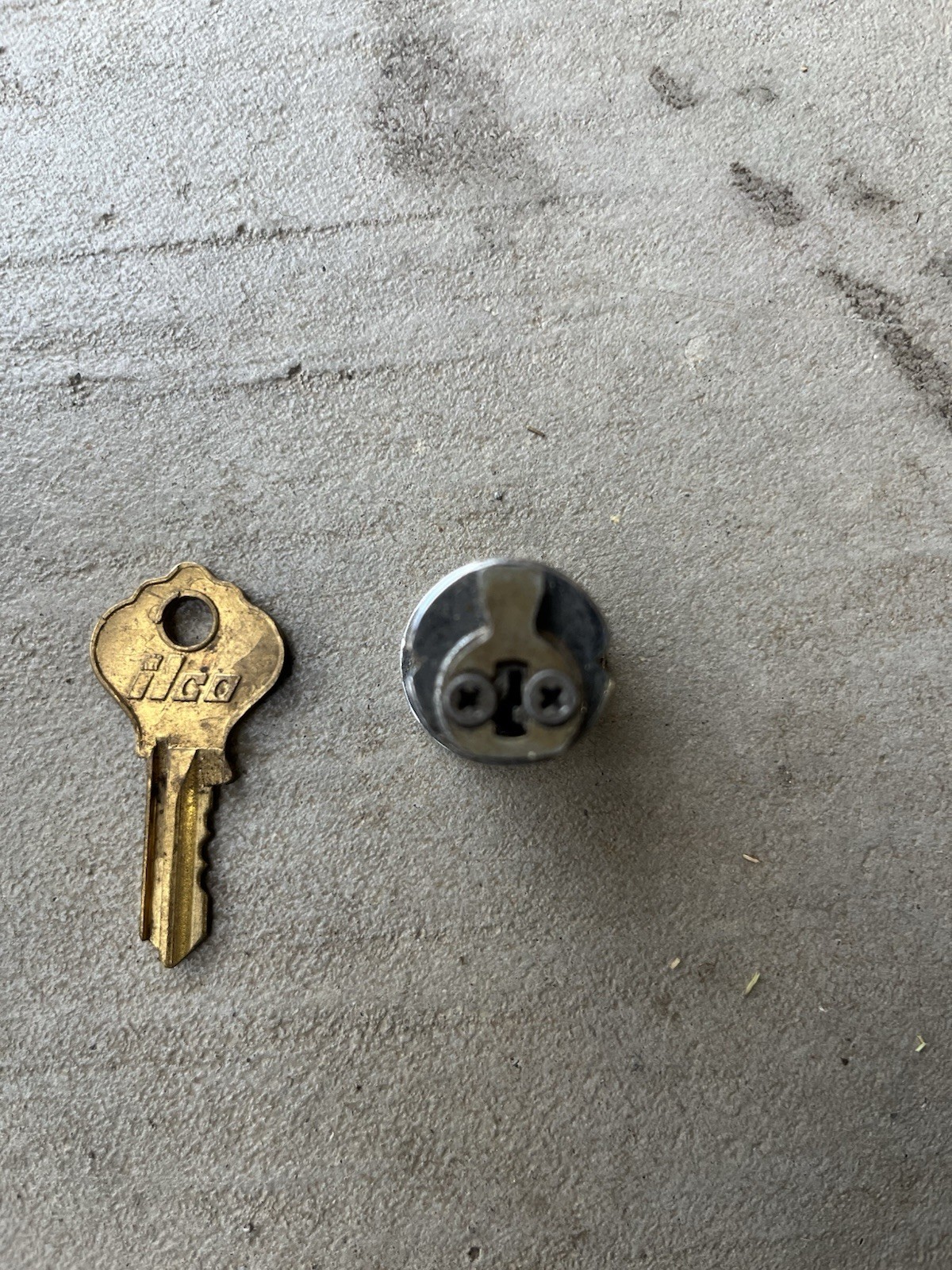 Rare Antique Peanut Cylinder (mini Mortise) With 1 Key