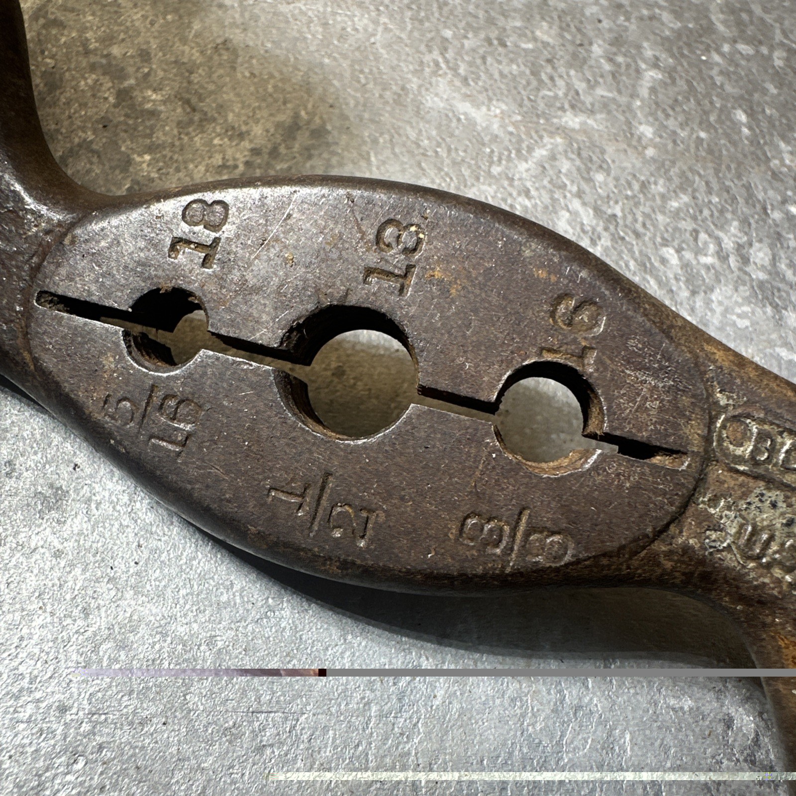 VINTAGE BONNEY VIXEN DOUBLE ALLIGATOR WRENCH W/ 3/16 3/8 1/2 DIES, ALLENTOWN PA.
