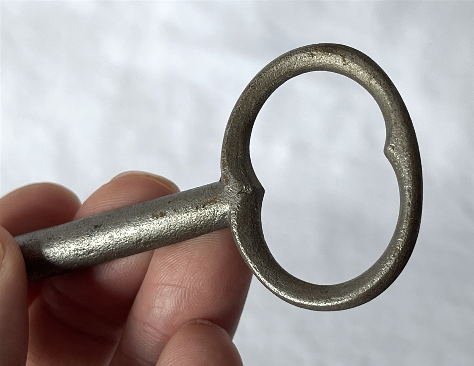 Very Large ~14.5cm Vintage Metal Skeleton Collectable Escape Room Key #piW-592