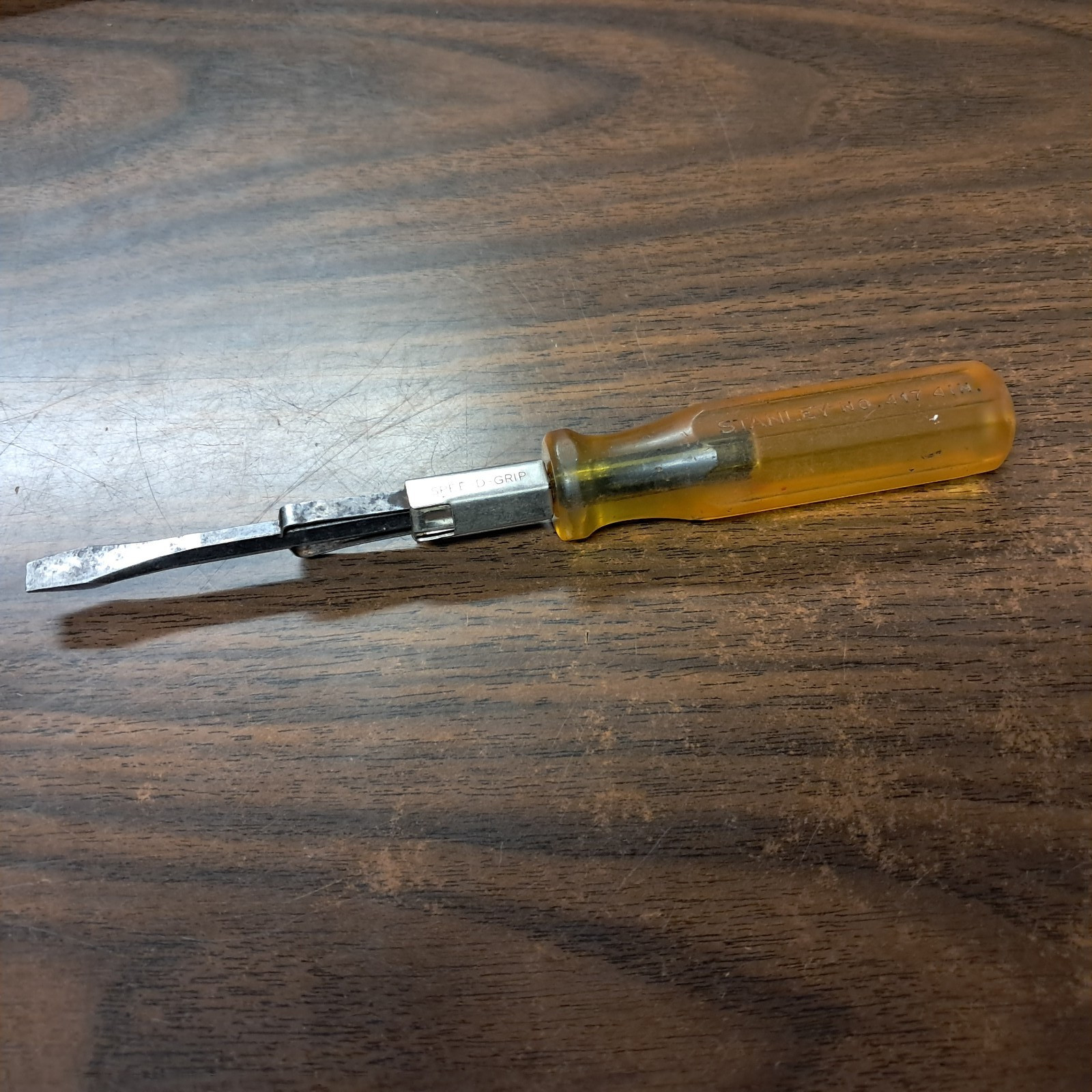 Vintage Stanley Tools No417 Spee-D-Grip 4 Inch Flat Tip Screwdriver