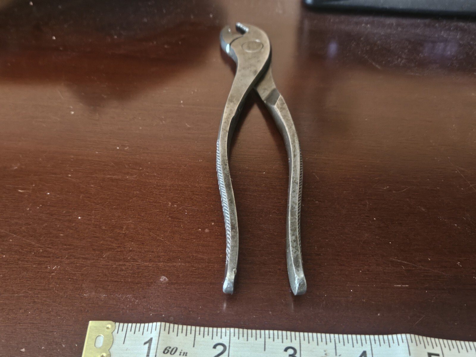 VINTAGE PLOMB LOS ANGELES #2218 BATTERY PLIERS PLVMB LA EXC. SHAPE!