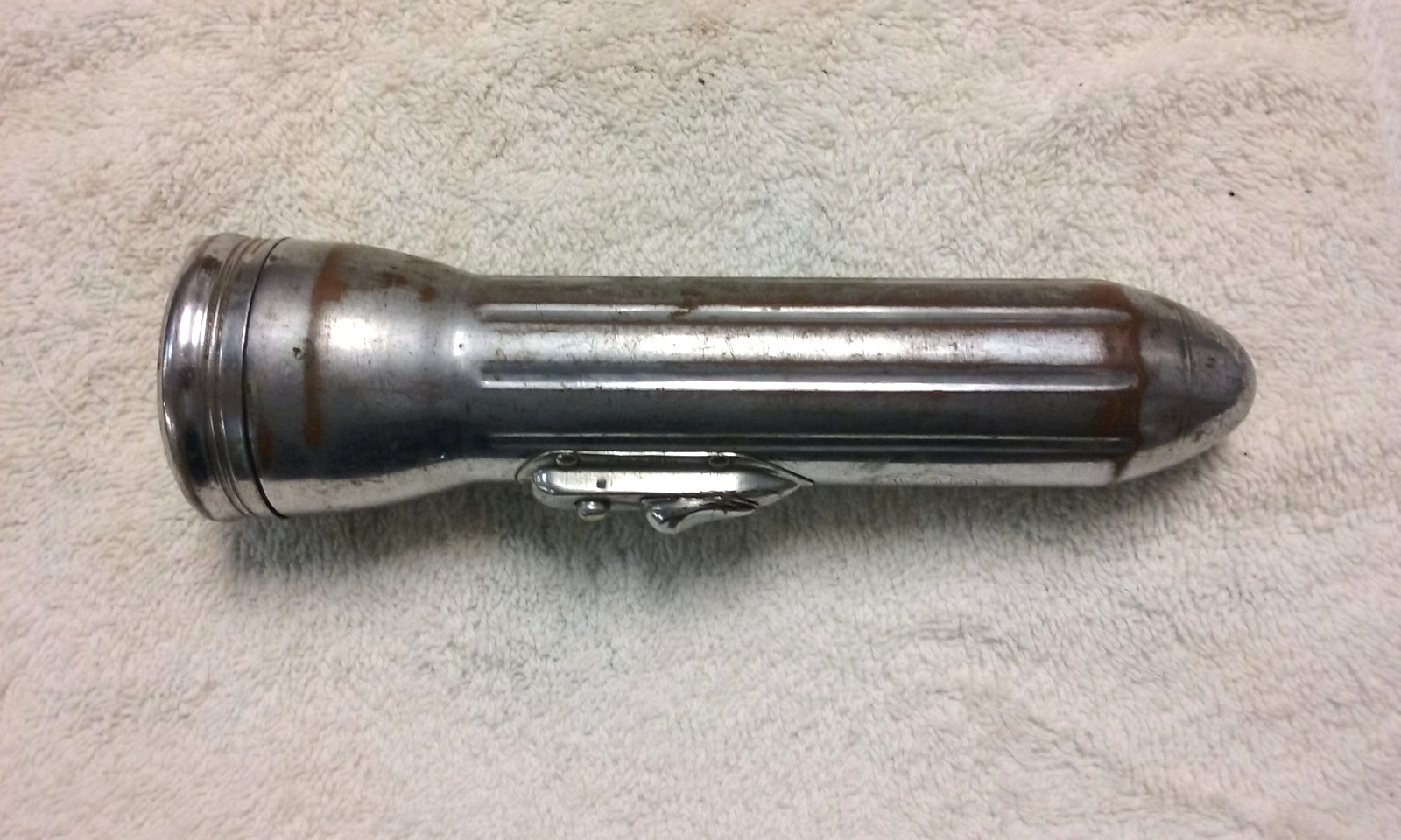 vintage Ray-O-Vac 7.75″ Bullet Torpedo Silver Flashlight Traffic Wand – original