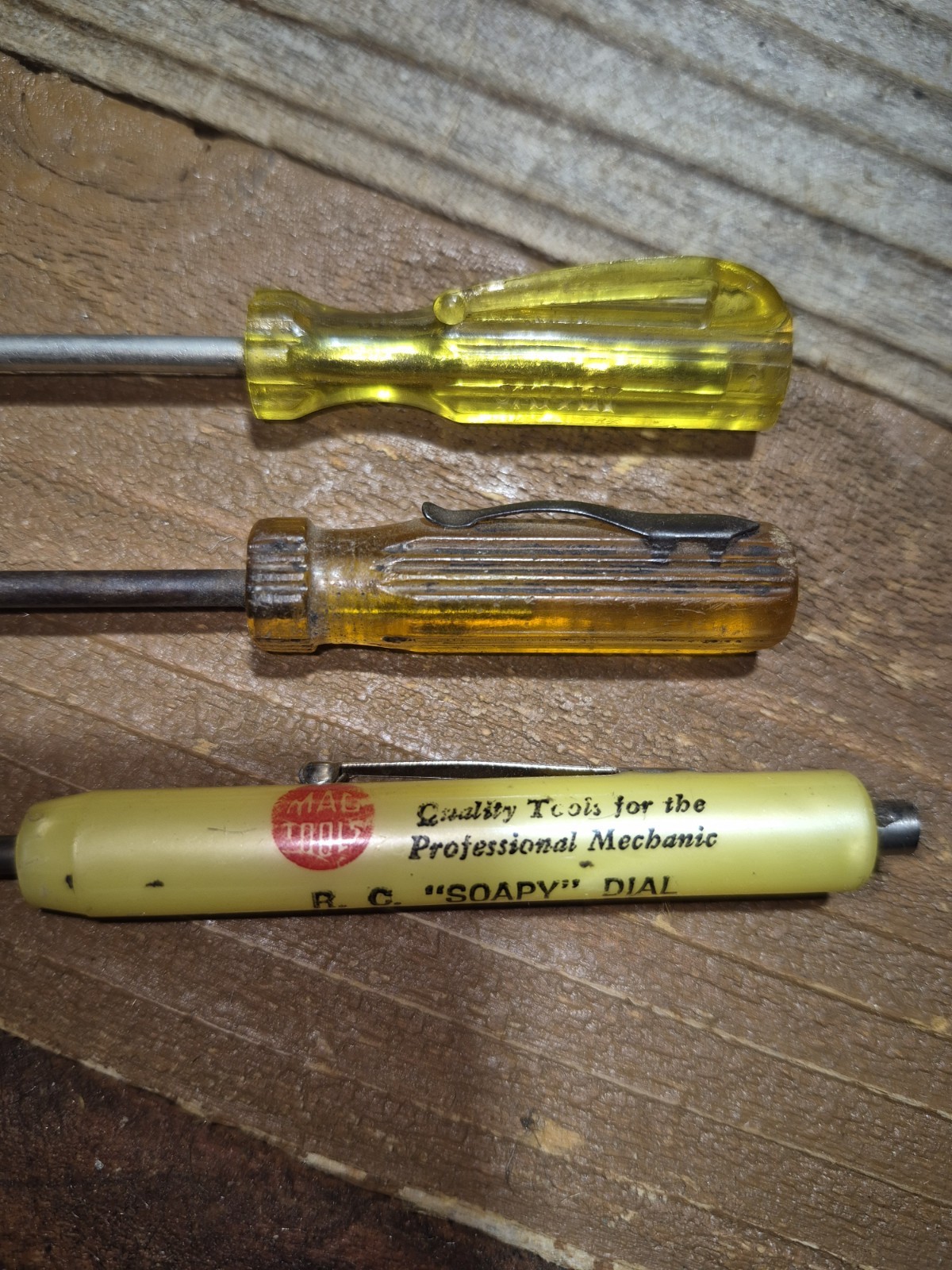 MAC TOOLS Mini Promotional Pocket Screwdriver Magnet “Soapy” Sacramento USA