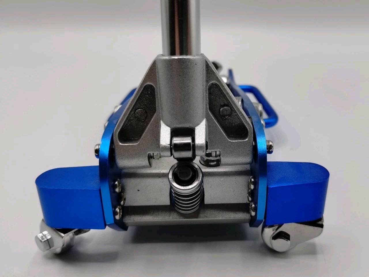 Blue Point Snap On Mini Aluminum Racing Jack Salesman Sample Display