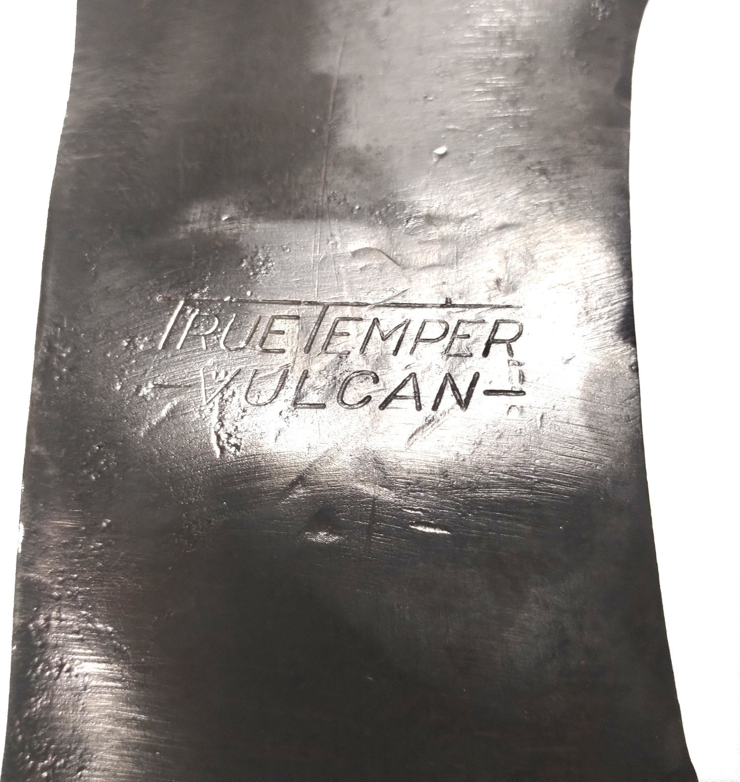 Good Looking Old TRUE TEMPER VULCAN Double Bit Axe Head – 3lb, 1.0oz