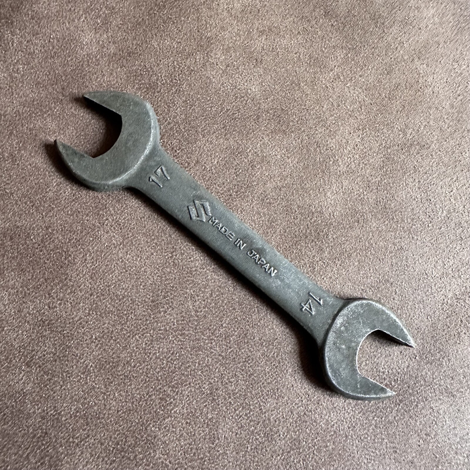 VINTAGE SUZUKI 14MM x 17MM METRIC OPEN END MOTORCYCLE SPANNER MADE IN JAPAN