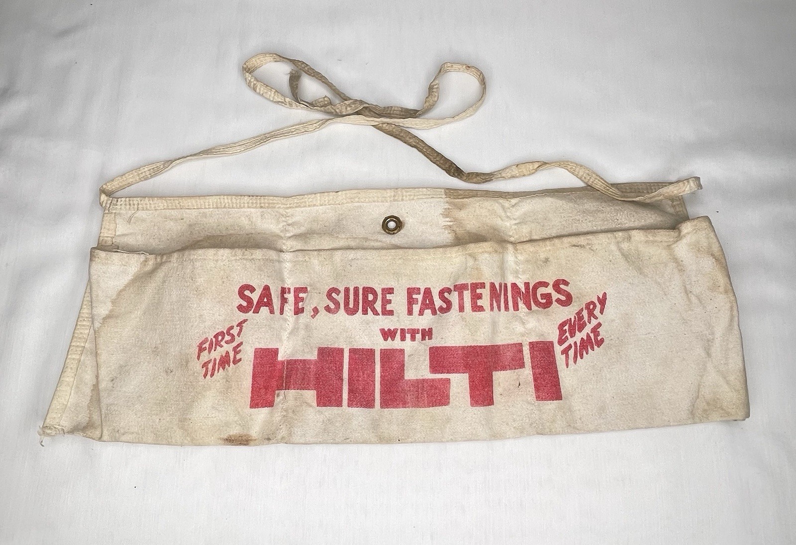 Carpenters Nail Pouch Advertising Apron HILTI – SAFE, SURE FASTENINGS Vintage