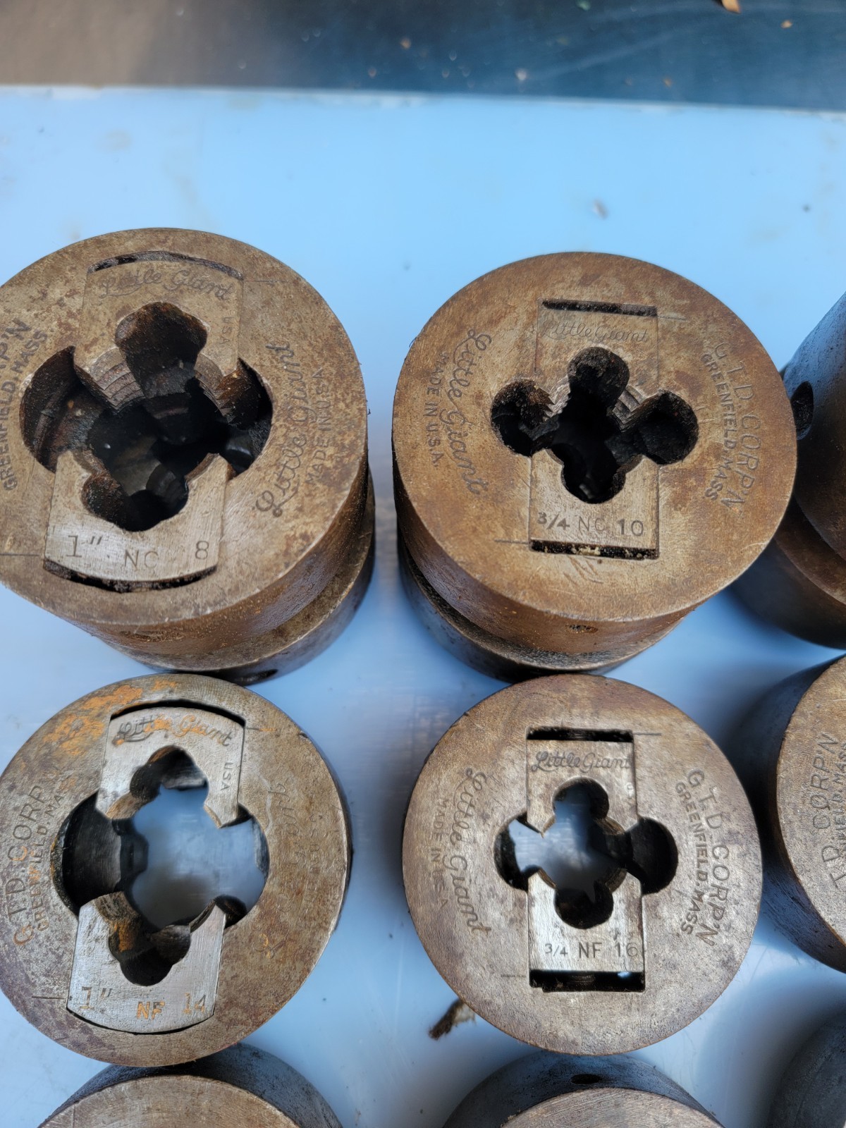 Threading Die Greenfield die, 2.3/4 The Outside Clamping diameter