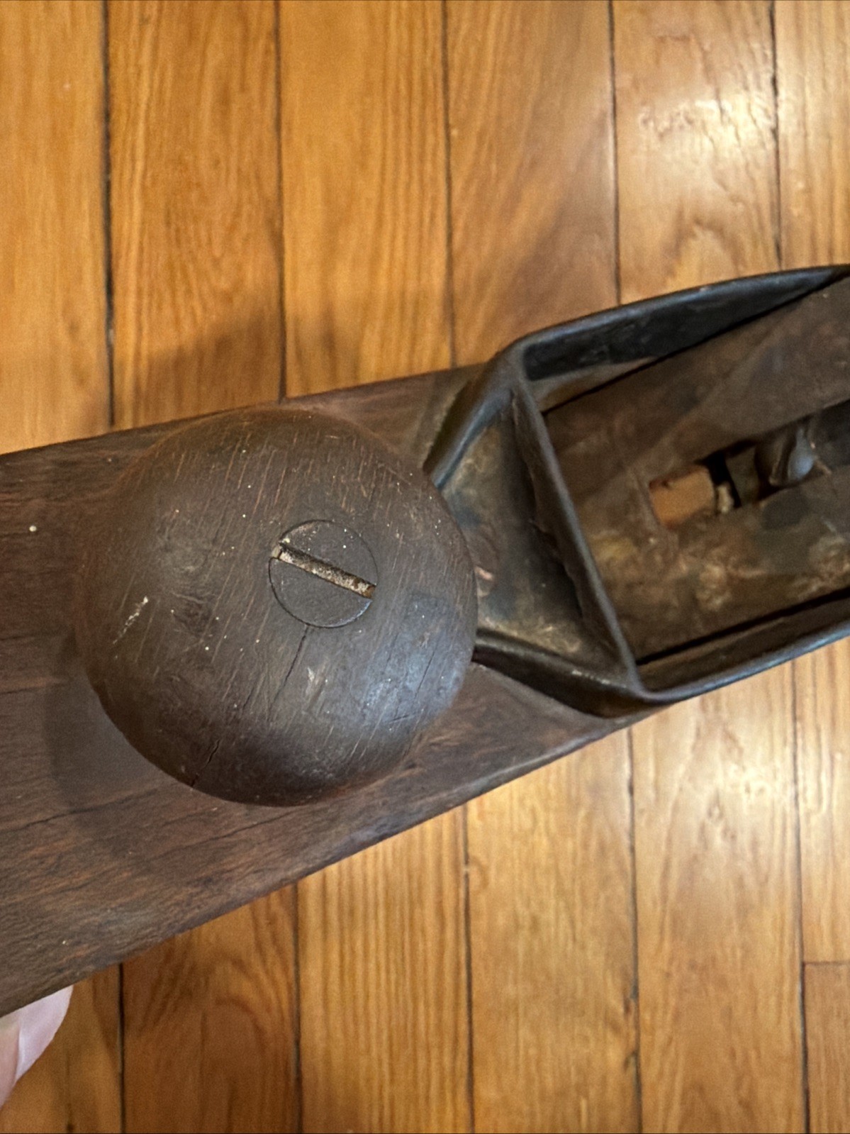 Antique Wood Carpentry Tool 15″ Planer Plane Has Age Loose Blade