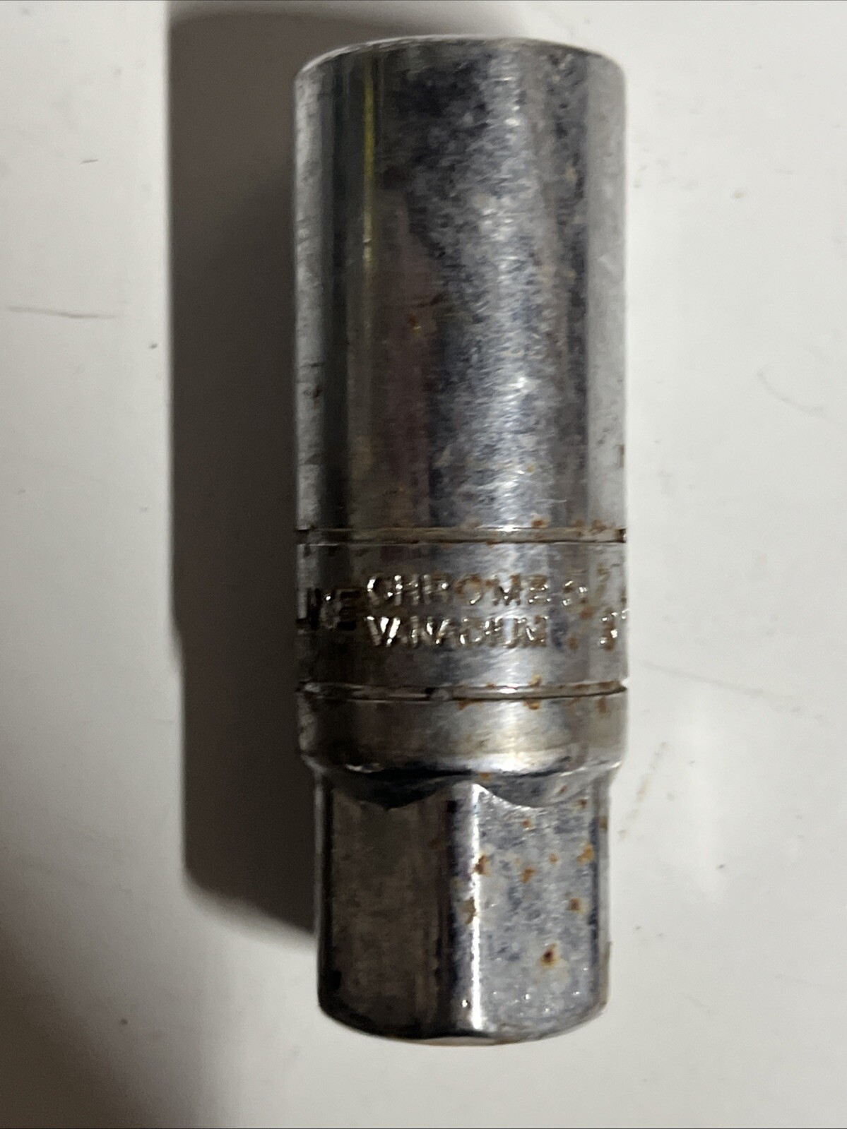 Vintage CREW LINE 3/8″ drive 5/8″ 12 pt Spark plug Socket. CR-V **TAIWAN**