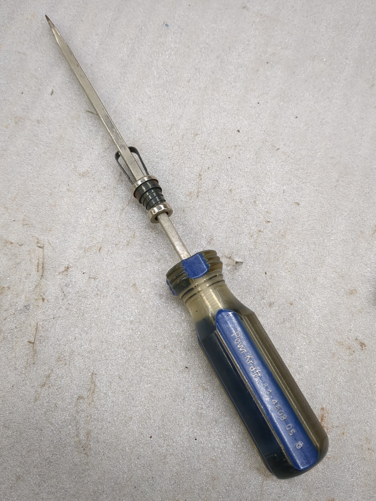 VINTAGE POWR-KRAFT SCREWDRIVER 84-4608 06 G 1/4″ X 6″ Screw Starter Holder
