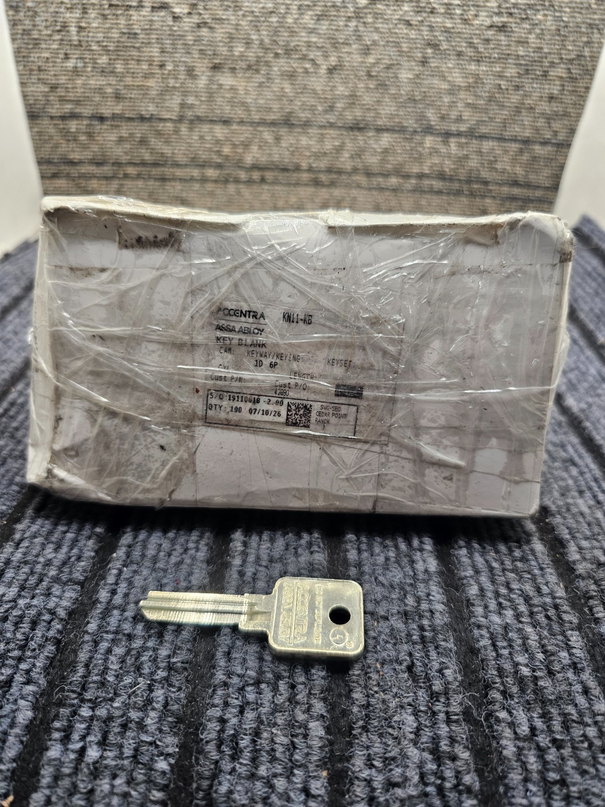 (QTY 100) Accentra KN11-KB Assa Abloy KeyMark 6-Pin Key Blanks, 1D Keyway