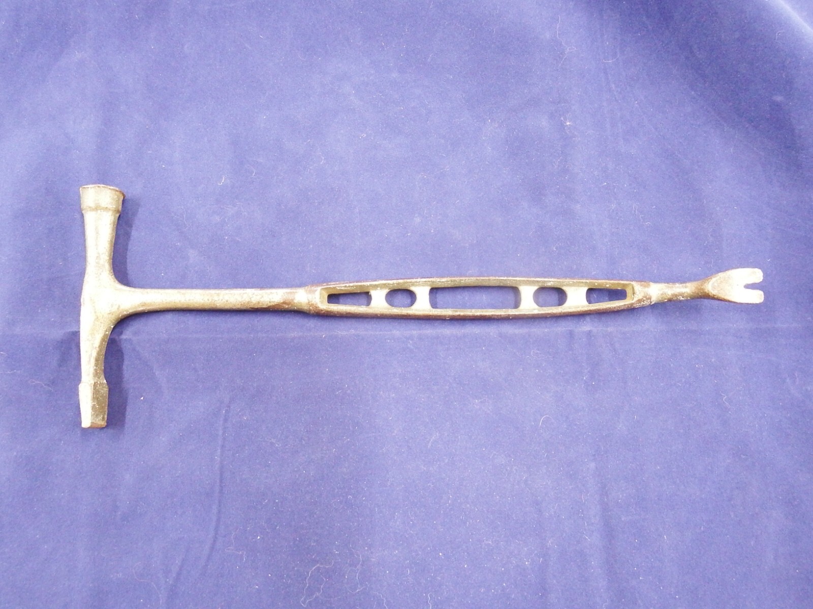 Unusual Old/Vtg Upholstery/Cobbler Hammer/Nail puller & Antique Multi Farm Tool