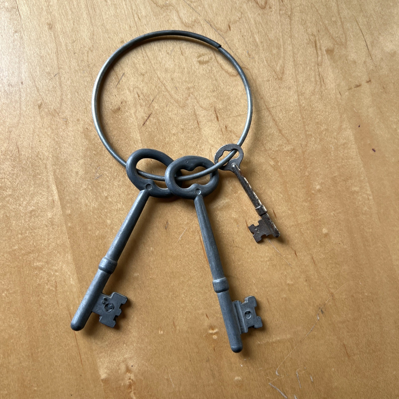 Vintage Skeleton Keys Set Of 3