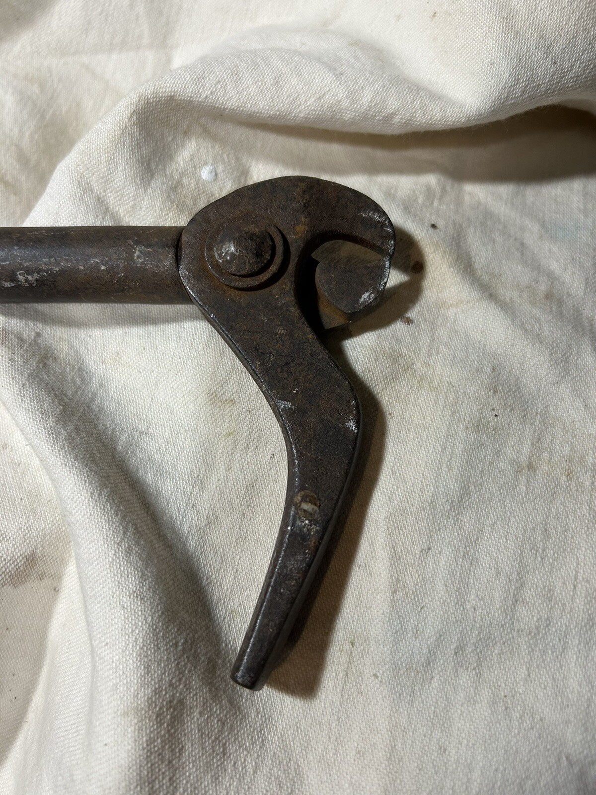 Vintage Bridgeport Hardware CT Red Bull Slide Hammer Nail Puller, Cast steel 24″