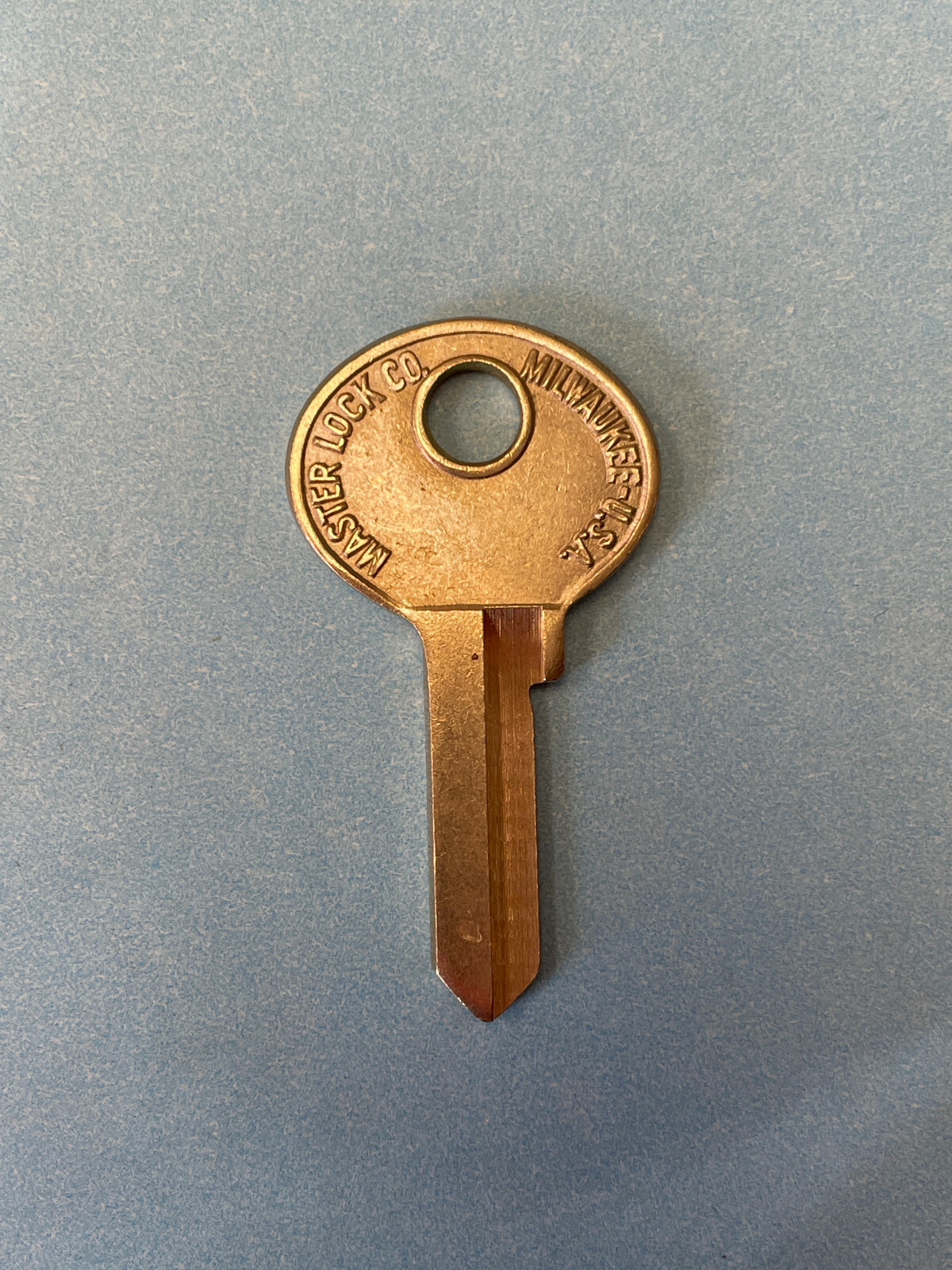 Original Vintage Master Lock Padlock Walking Lion Key Blank, K7 7K M2 1092B, NOS