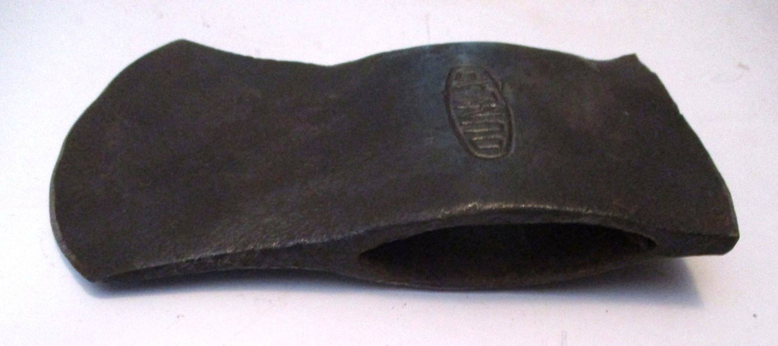 VINTAGE DUNLAP AX AXE HEAD SLIM BUTT STYLE ~ LOGGING LOG TIMBER TOOL ESTATE FIND