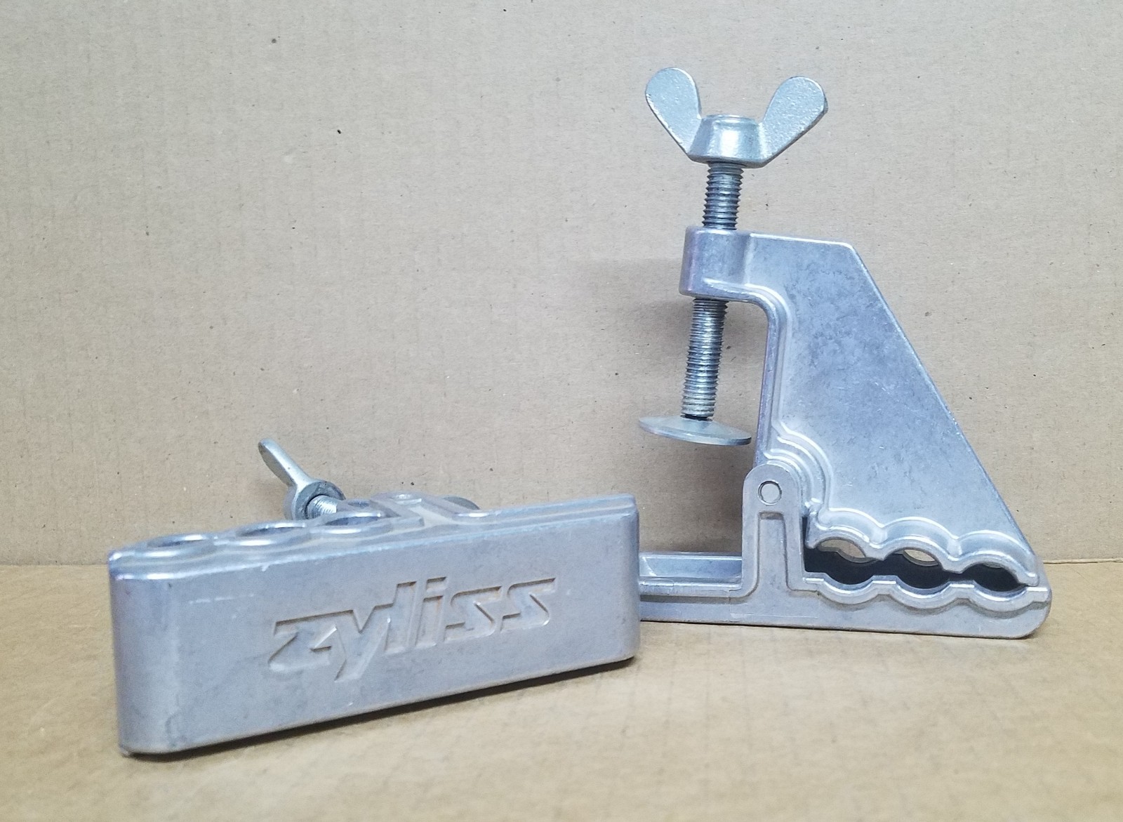#74 VINTAGE ZYLISS BENCH VISE SYSTEM MADE IN SWITZERLAND SWISS