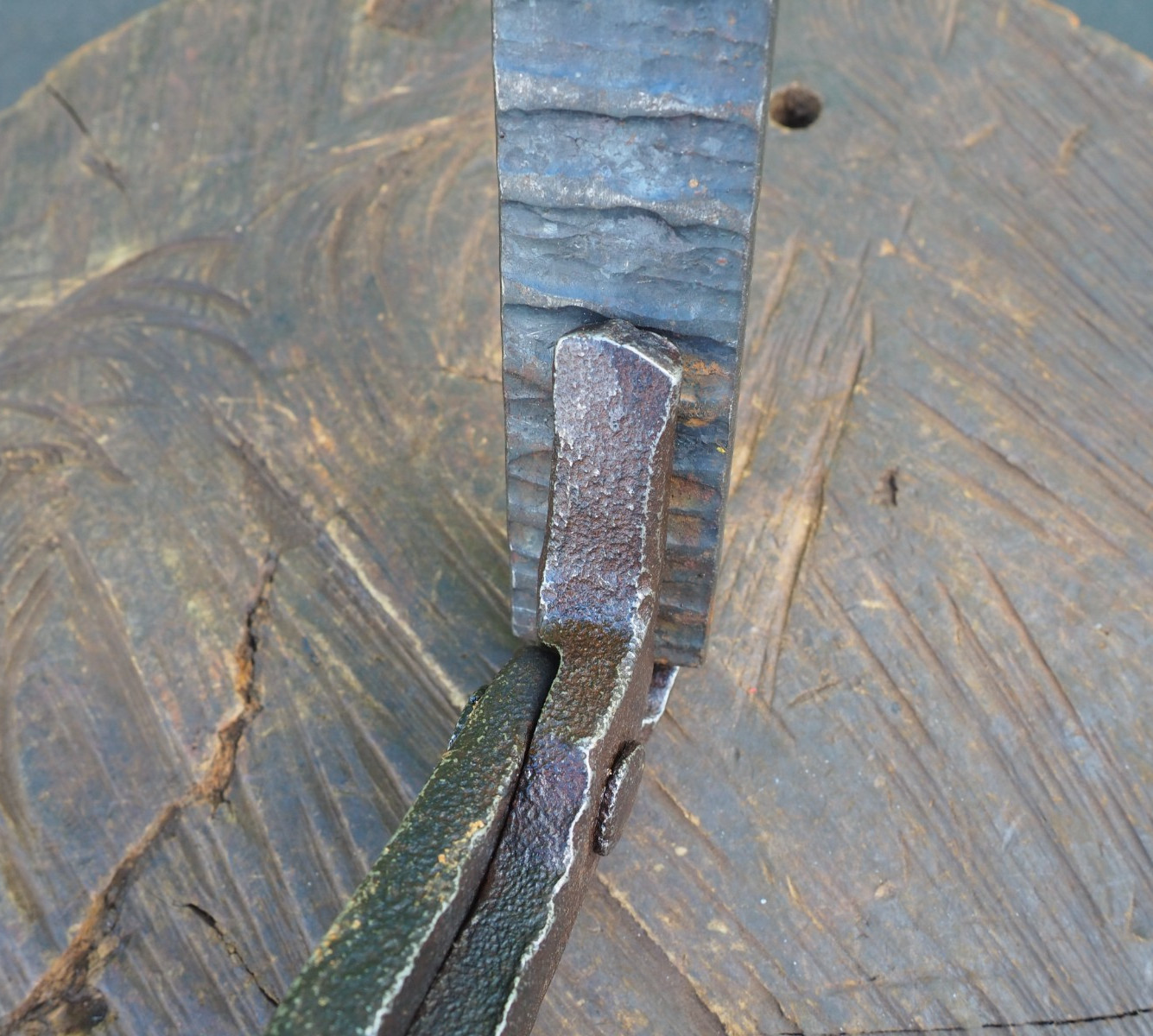 SWEET 19″ PICKUP “90 DEGREE” FORGING BLADESMITH KNIFE TONGS BLACKSMITH ANVIL