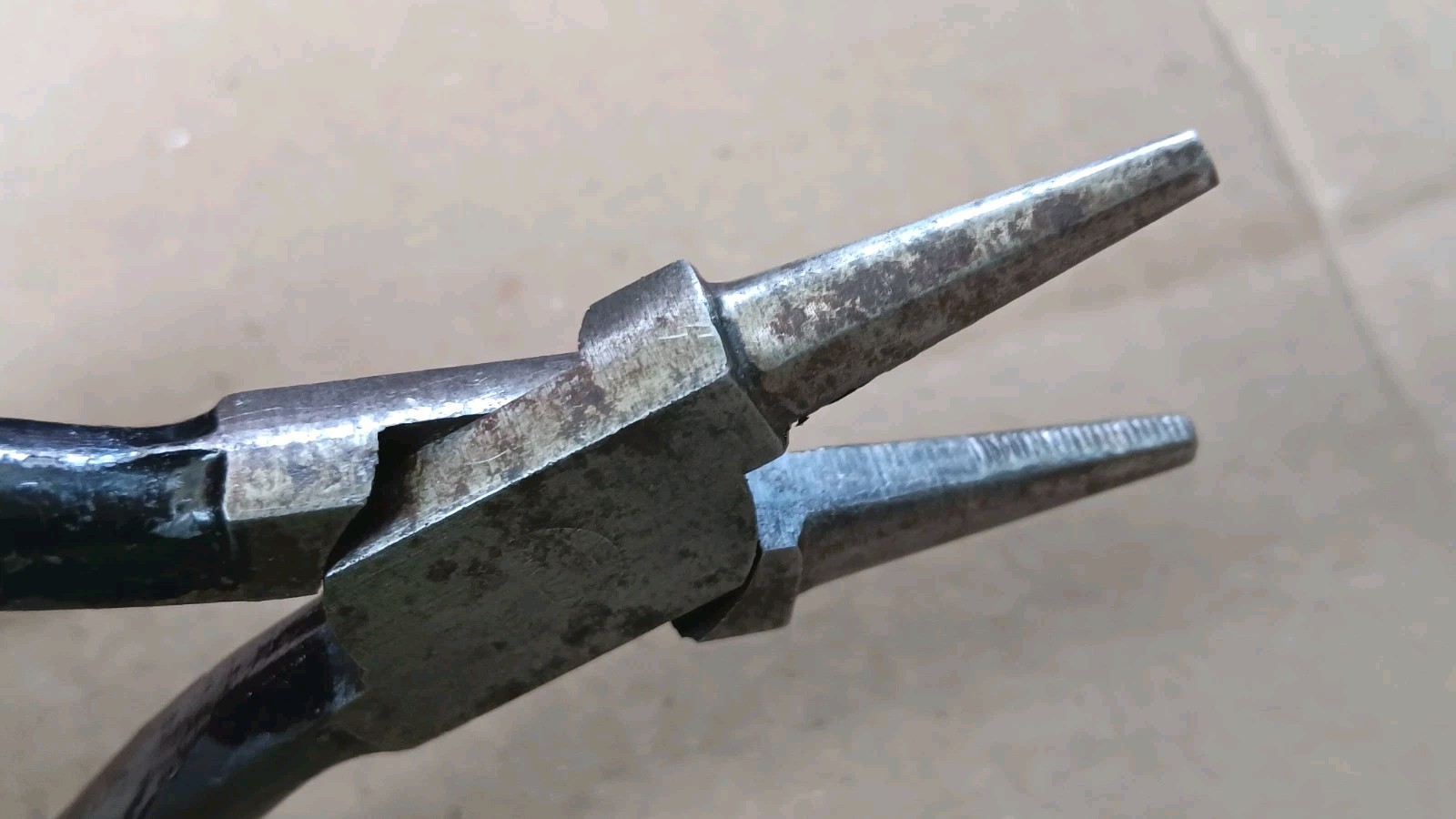 Vintage Klauke Vanaloy Round Nose Pliers Germany