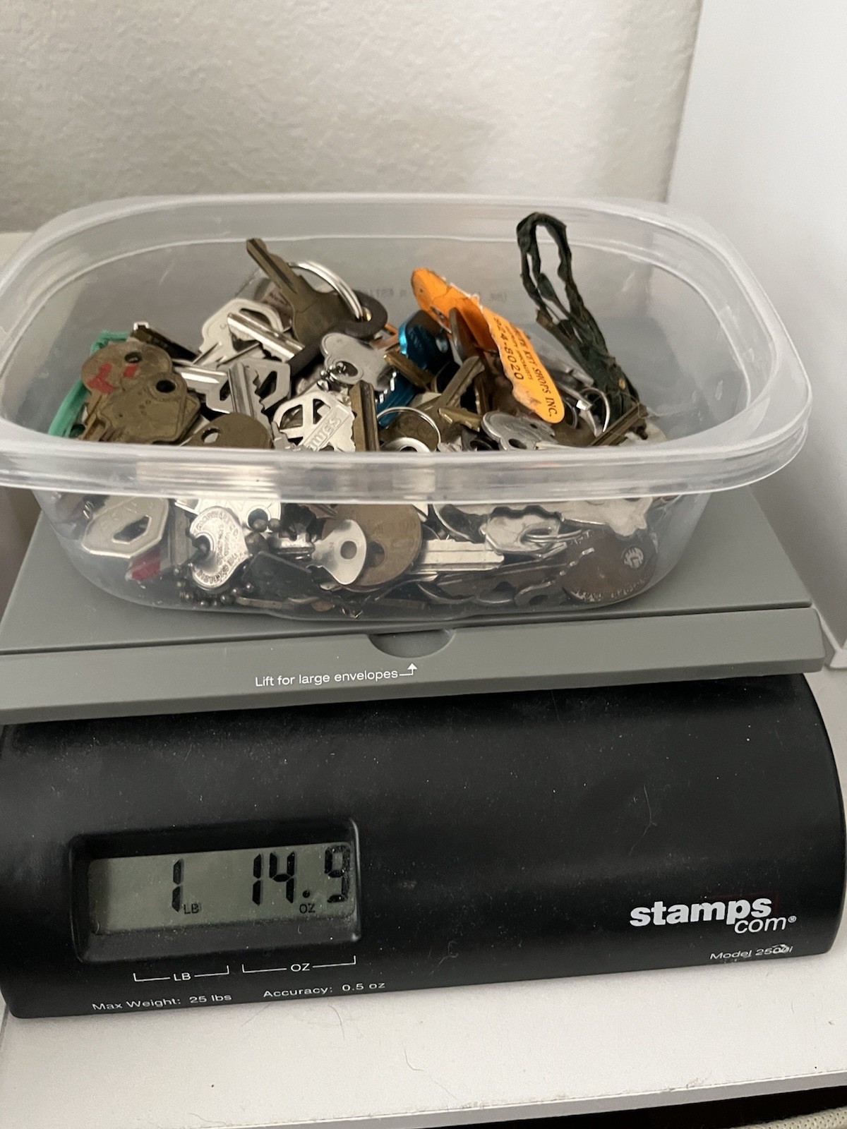 1# 14oz Mixed Lot Keys Vintage Auto House Craft Collectible