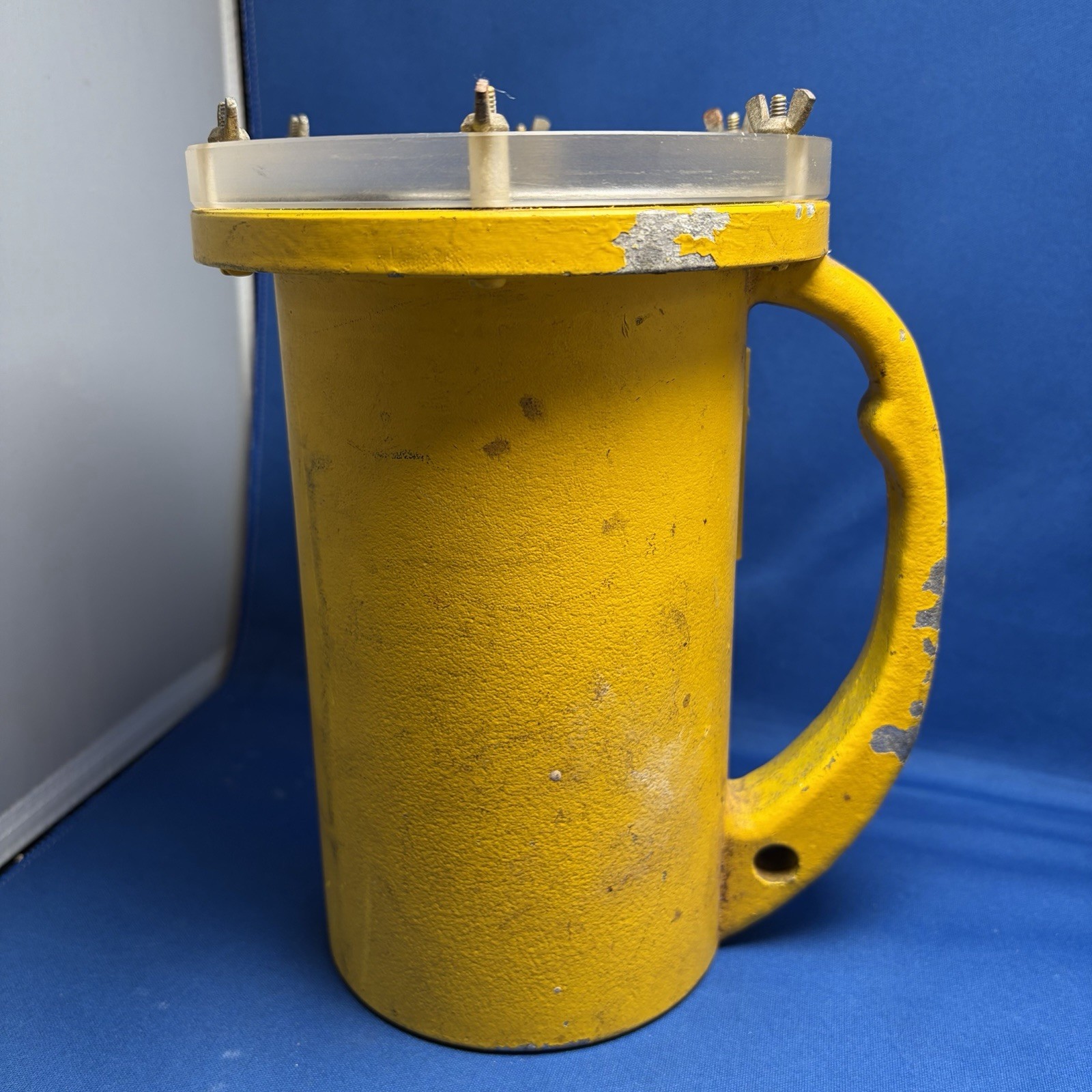 Vintage Yellow Industrial Handheld Spotlight/Flashlight w/ Handle Lens Reflector