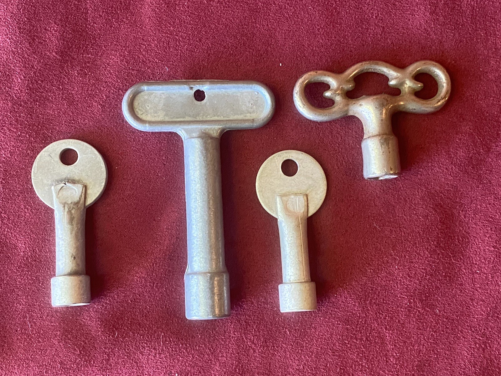 Vintage Square Valve Keys Gas Radiators Water Steampunk Lot of 4