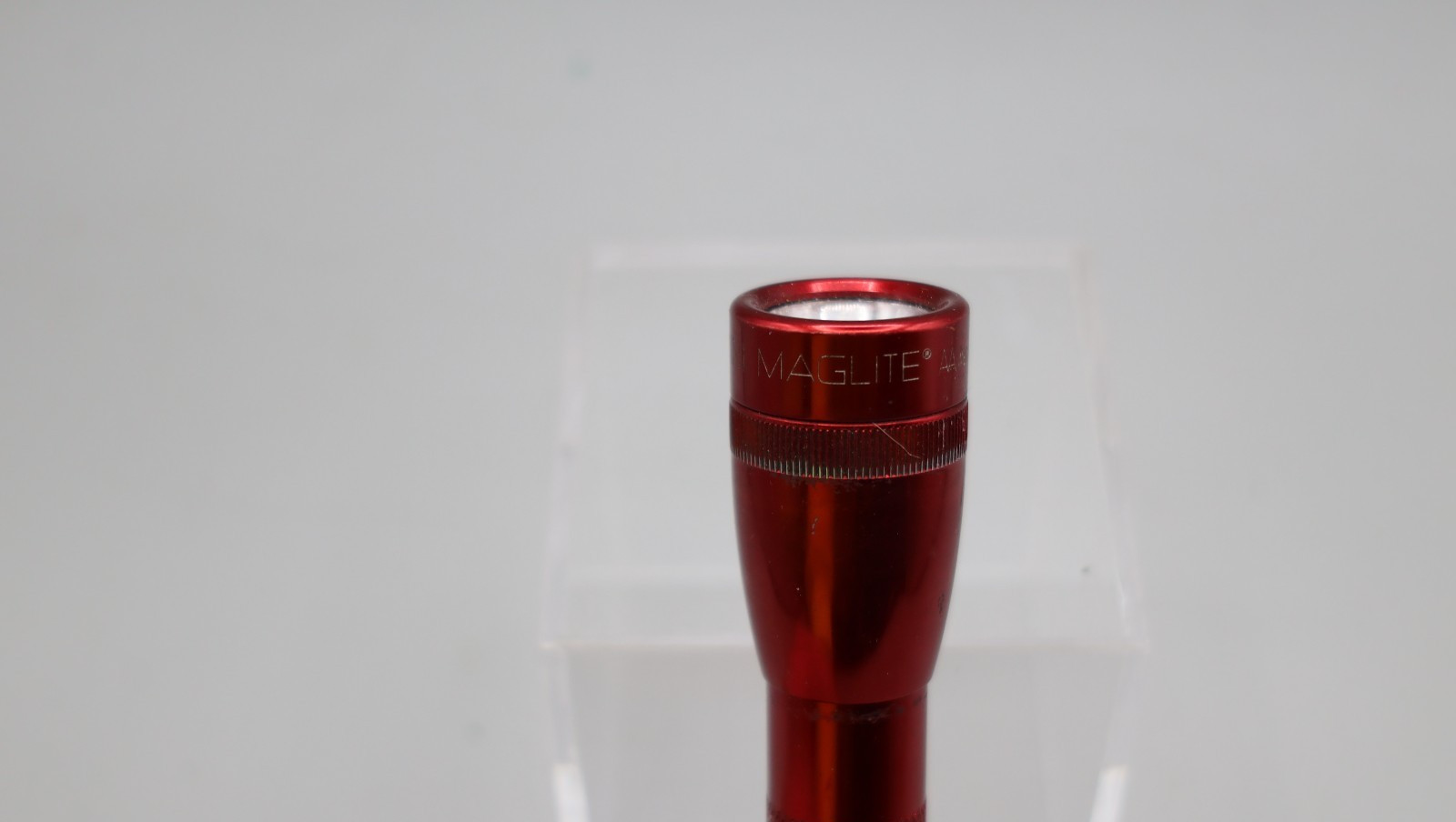 Mini Maglite Flashlight AA Red 6″ Mag Instruments California Vintage- Dut’s Deal