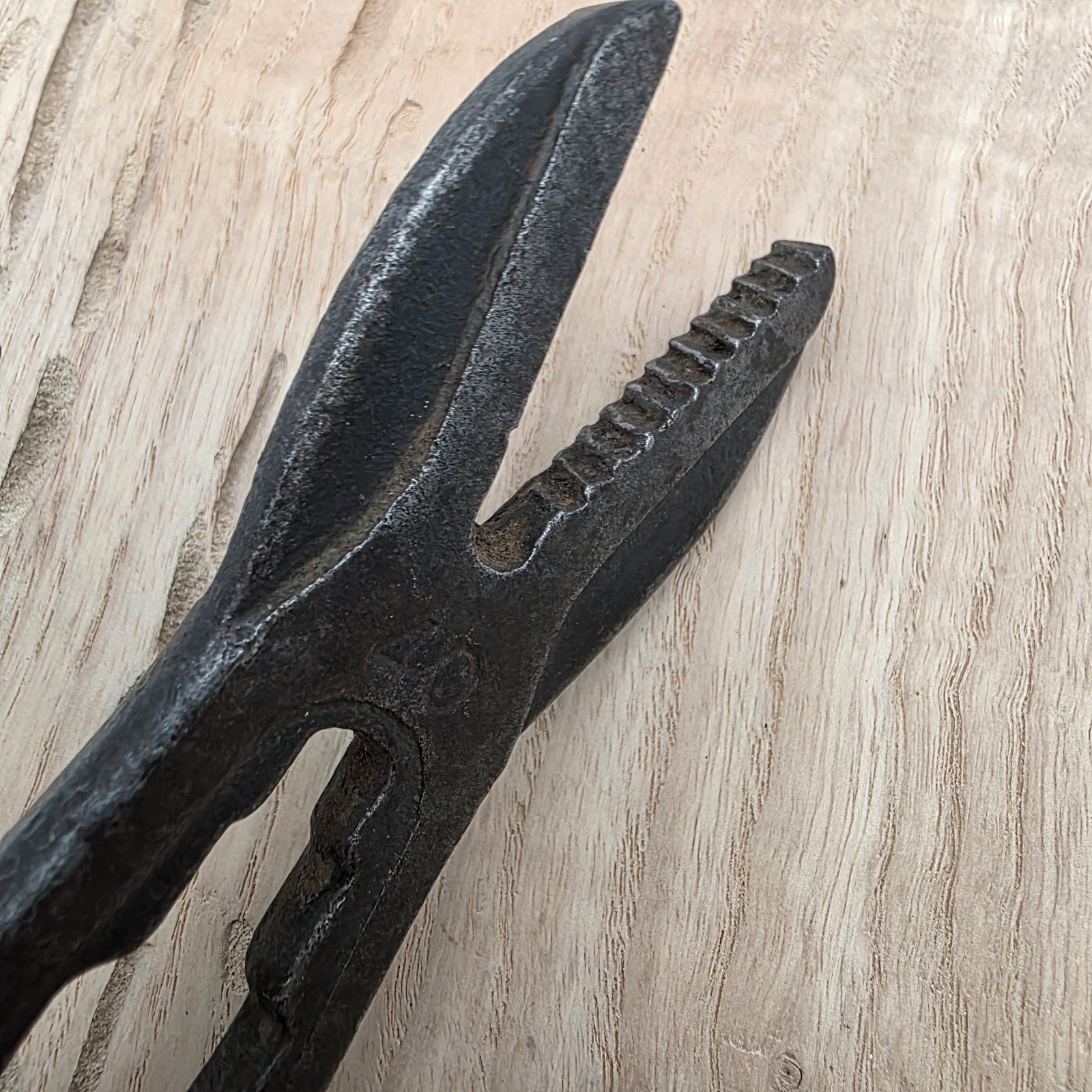 KEEN KUTTER NO 40 ALLIGATOR WRENCH ANTIQUE VINTAGE 1896