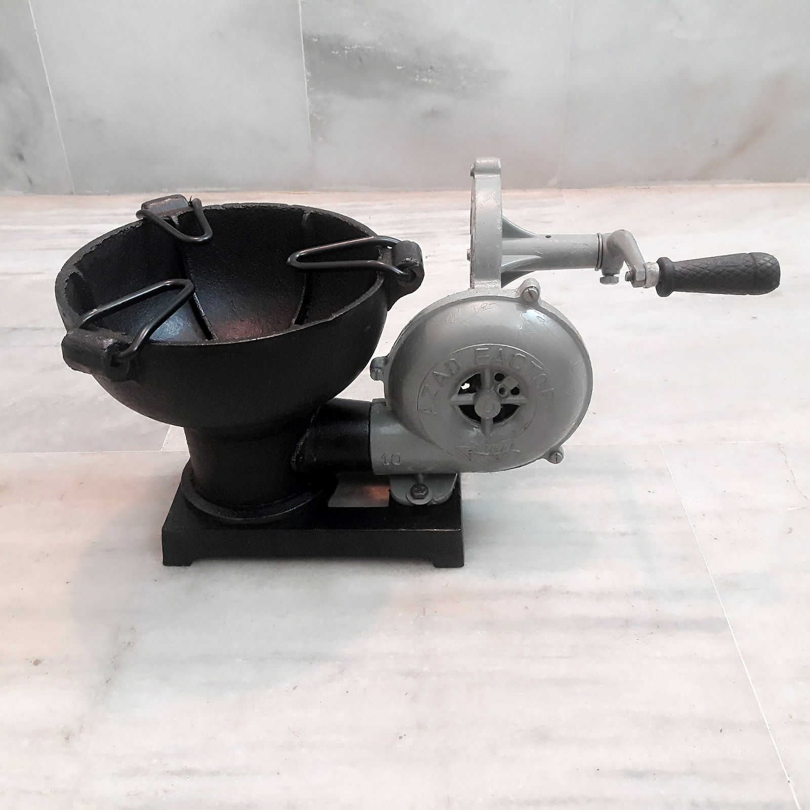 Vintage Style Forge Furnace With Hand Blower Pedal Type Handle Blacksmith Tool