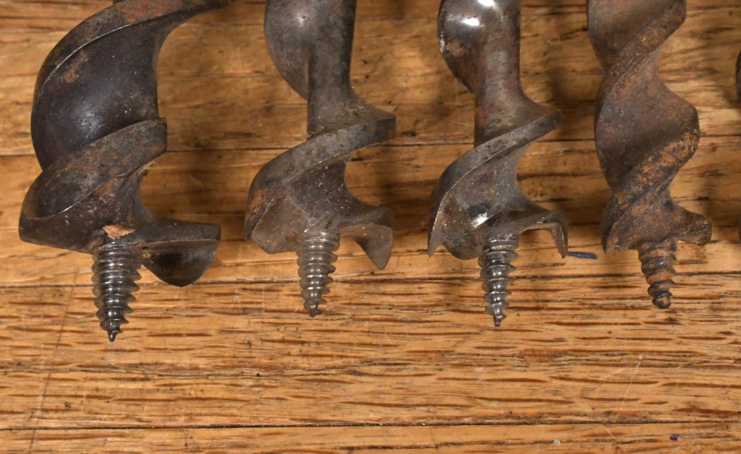 LOT of 8 Vtg Auger Bits Millers Falls Irwin MAINBOR etc