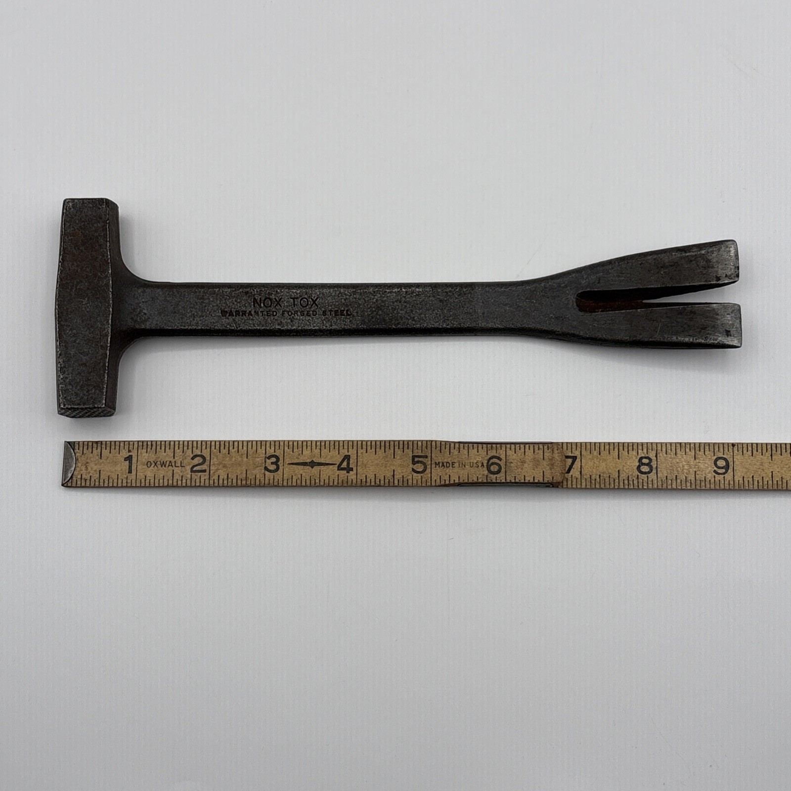 Vintage NOX TOX BRIDGEPORT HDWE. MFG CORP. Crate Hammer Pry Bar