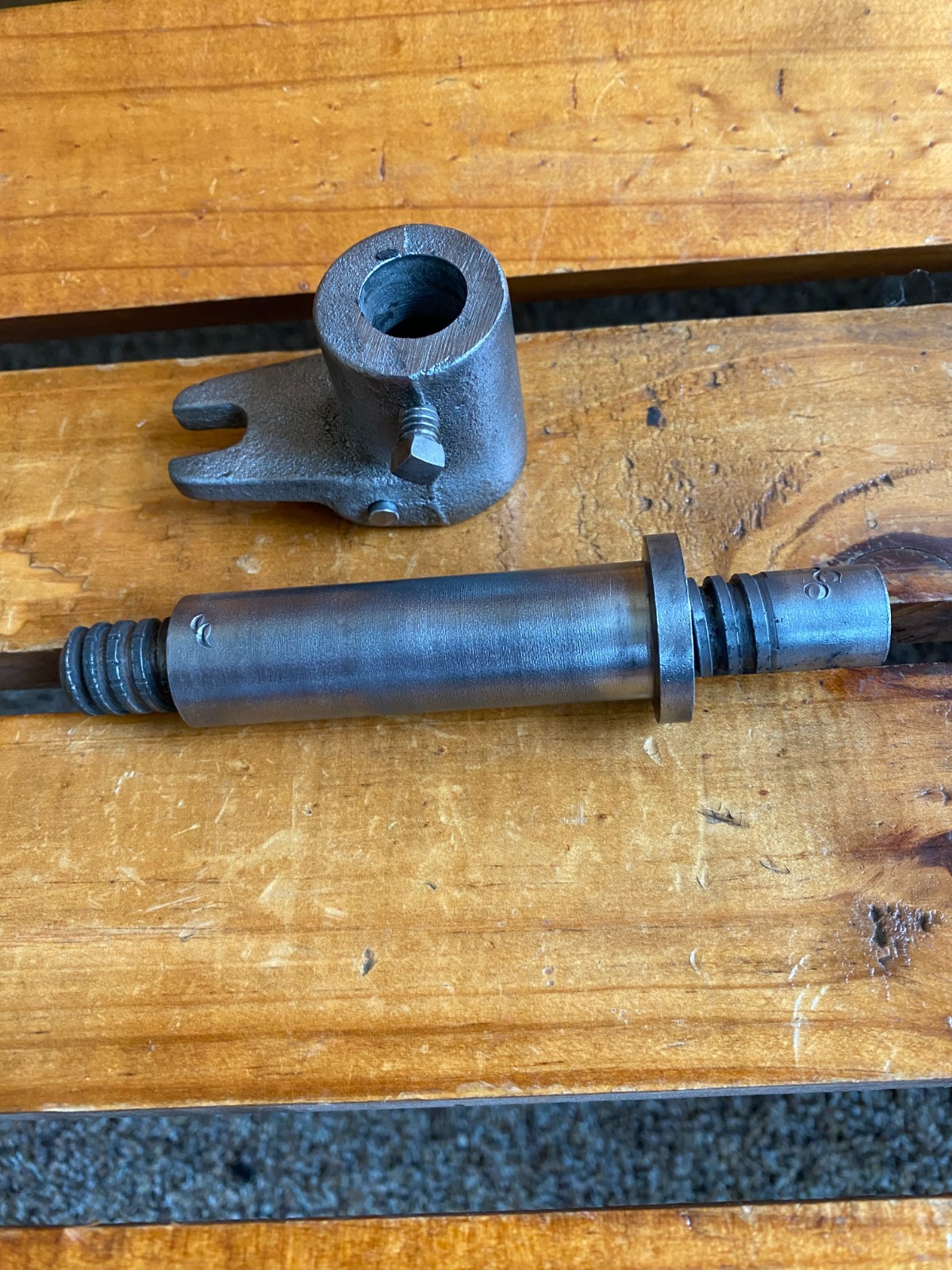 Vintage PD 20 Post Drill Advance Screw Assembly