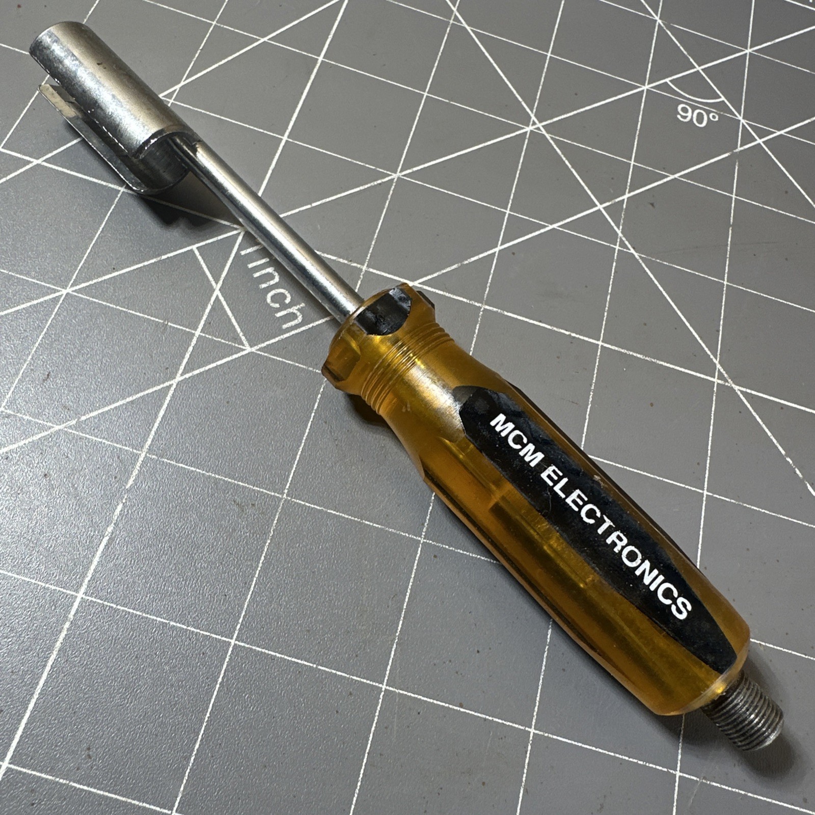 VTG MCM Electronics 33-3085 Hex Nut Driver Tool Orange Handle 7″ Long Total