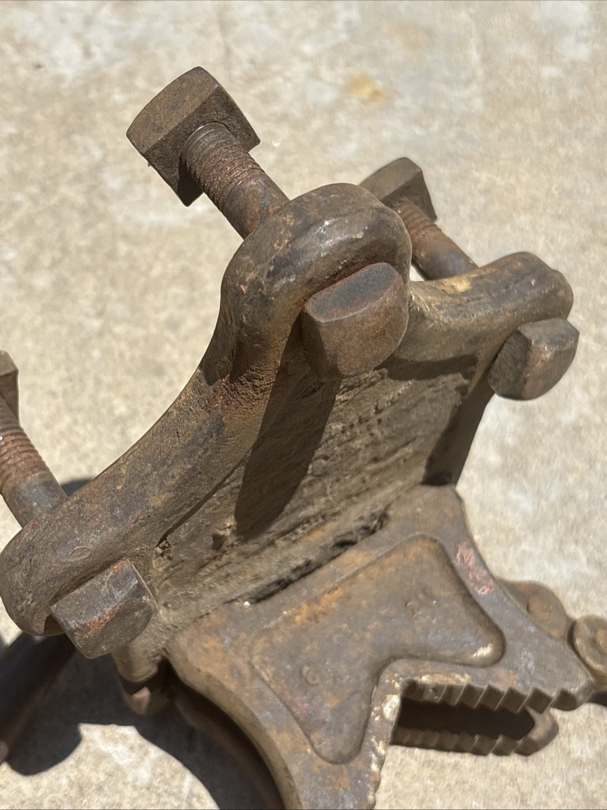J.H Williams & Co Vulcan No 2 Work Bench Pipe Chain Vice Vise Tool USA