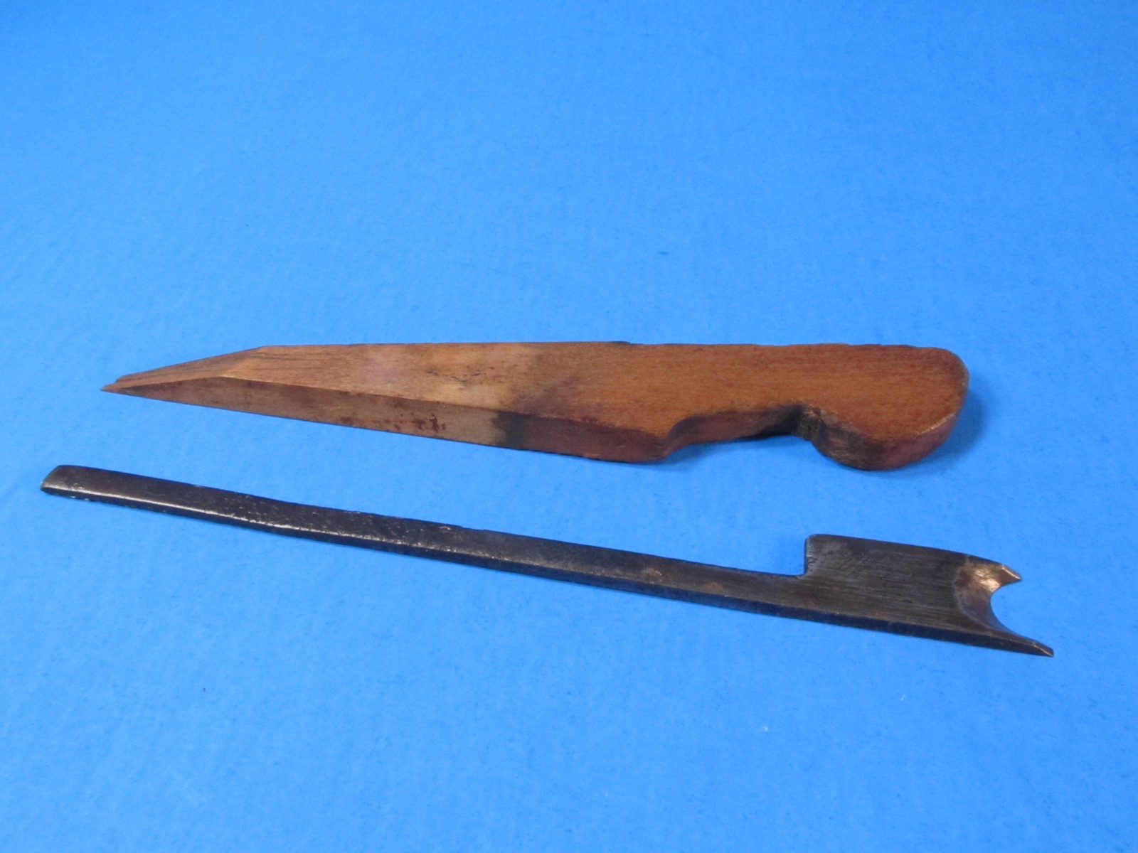 Barry & Way New York City boxed 1/2 side bead wood molding plane apple wood body
