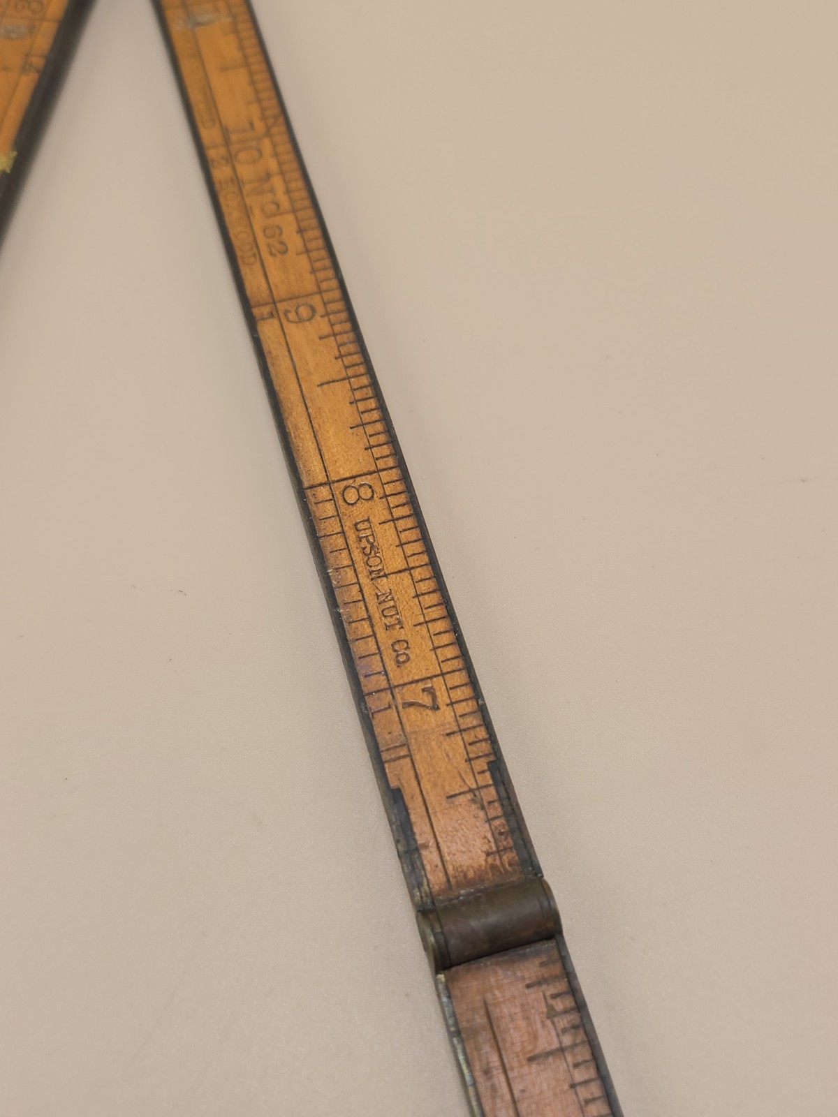 Antique 24-inch UPSON NUT Co No. 62 Boxwood Wood/Brass Folding Carpenter’s Ruler