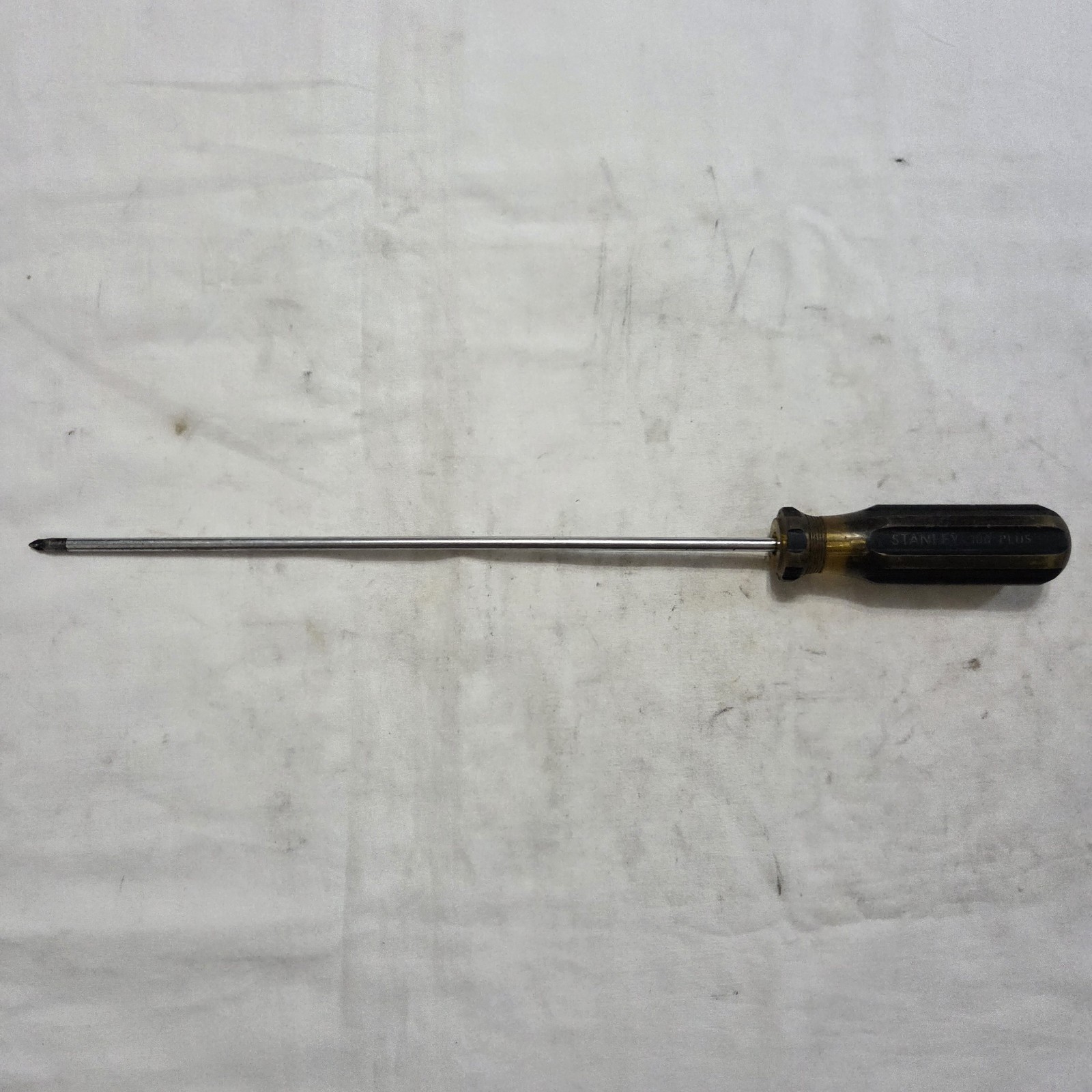 Vintage Stanley 100 Plus 64-171 1Pt. Pozidriv Screwdriver 13-1/2″ Long – USA