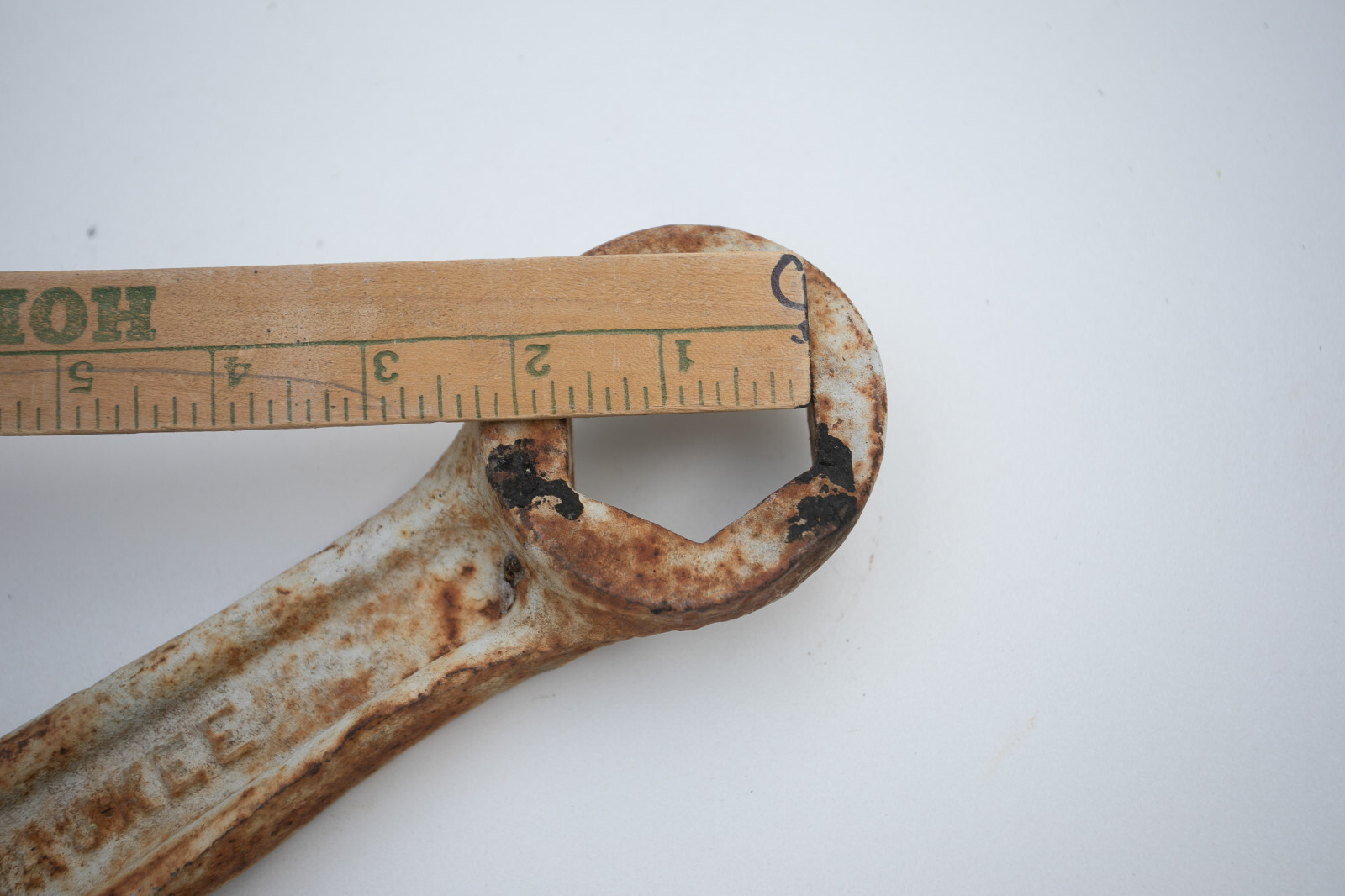 Antique Wheel Hub Box Wrench (UE1/JSF6) Milwaukee Crank Spin Off 15696 96951 3″