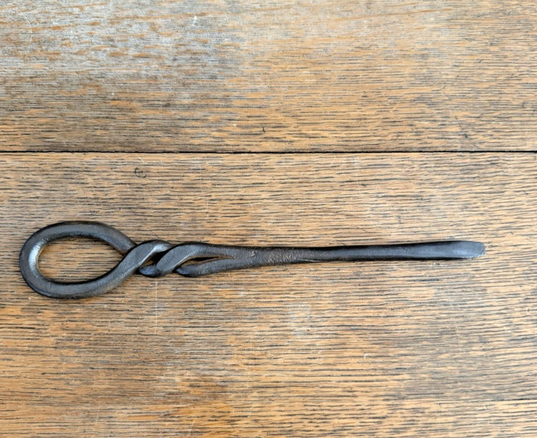 Vintage Hand Forged Blacksmith Flathead Screwdriver Twisted Iron Tool 10″