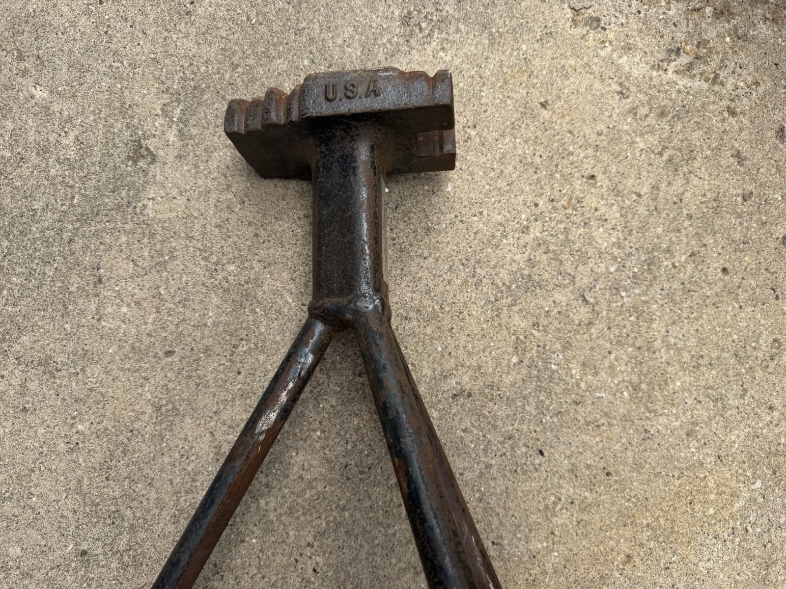 Vintage Blacksmith Valley Farrier Supply Anvil Horseshoeing Hoof Stall Jack 16lb