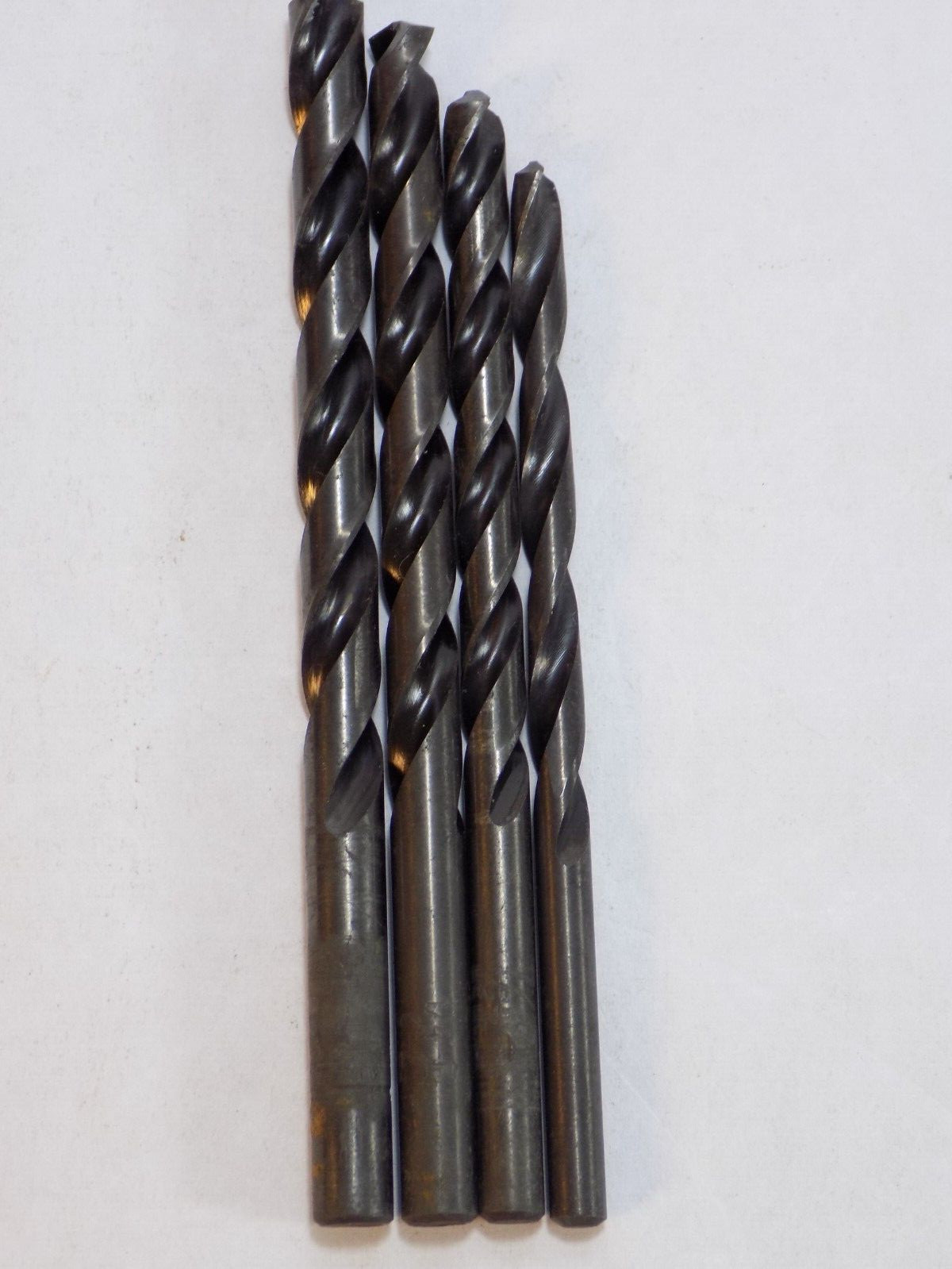 4 VINTAGE TRW UNITED GREENFIELD HIGH SPEED STEEL DRILL BITS 3/16,7/32, 1/4, 9/32