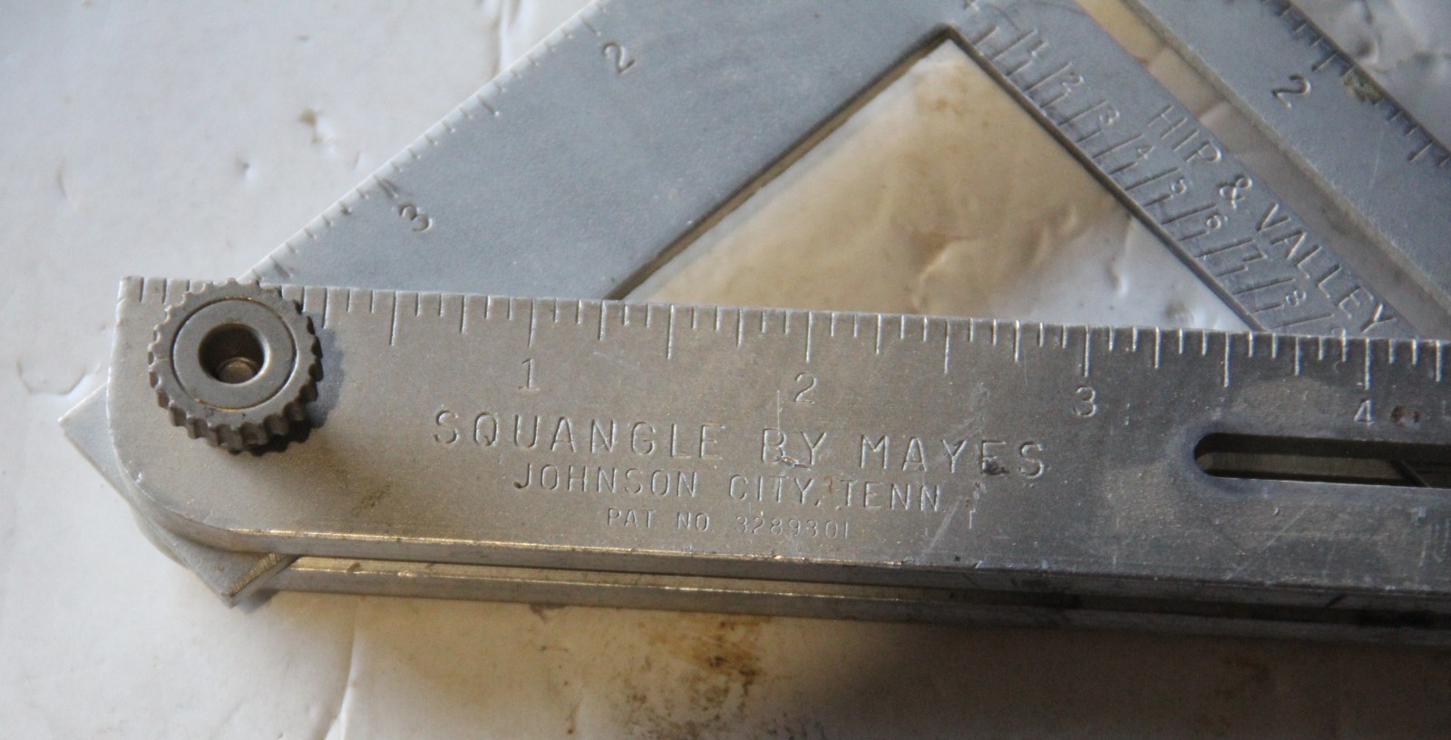 Vintage Squangle Square by Mayes No. B45 Hip & Valley
