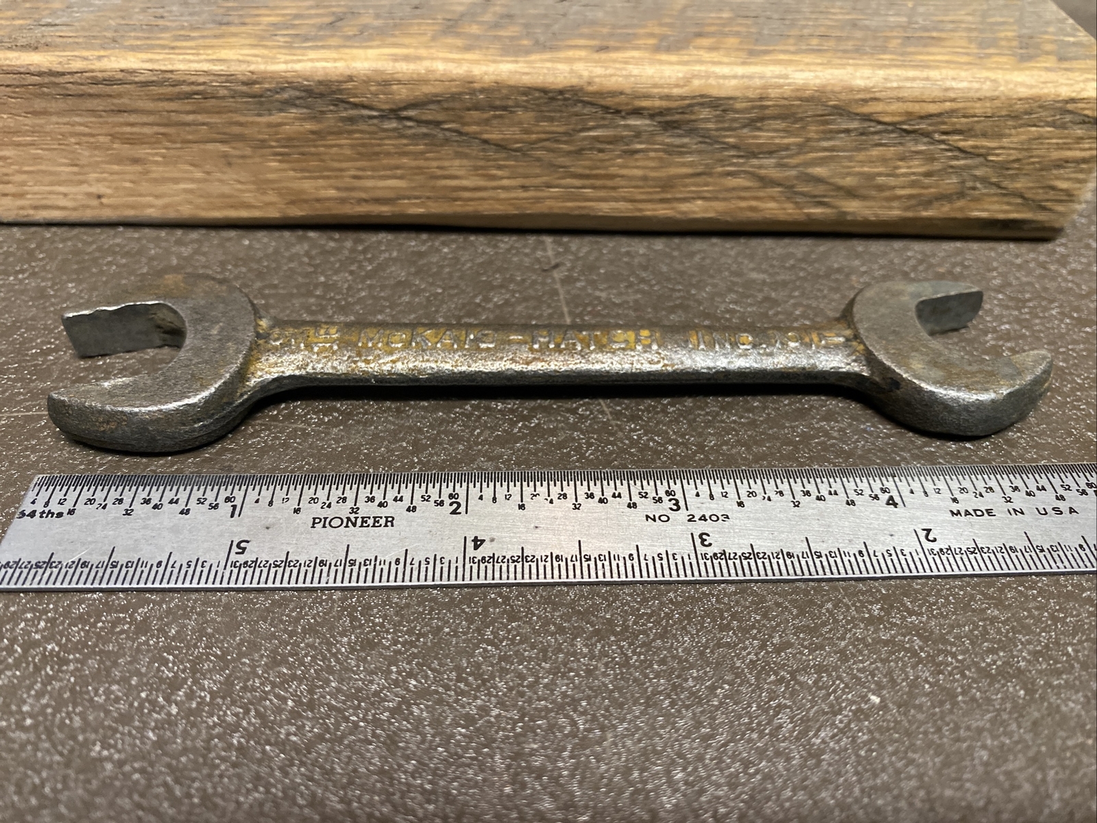 Vintage McKaig-Hatch Inc. – 9/16″ & 1/2″ Double Open End Wrench USA