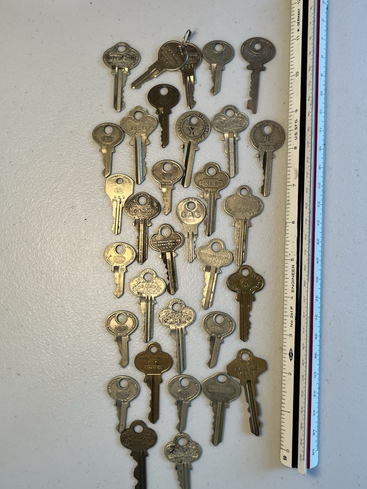 Lot 31 Antique Flat Keys Ornate P&F Corbin Yale Sargent Keil Graham