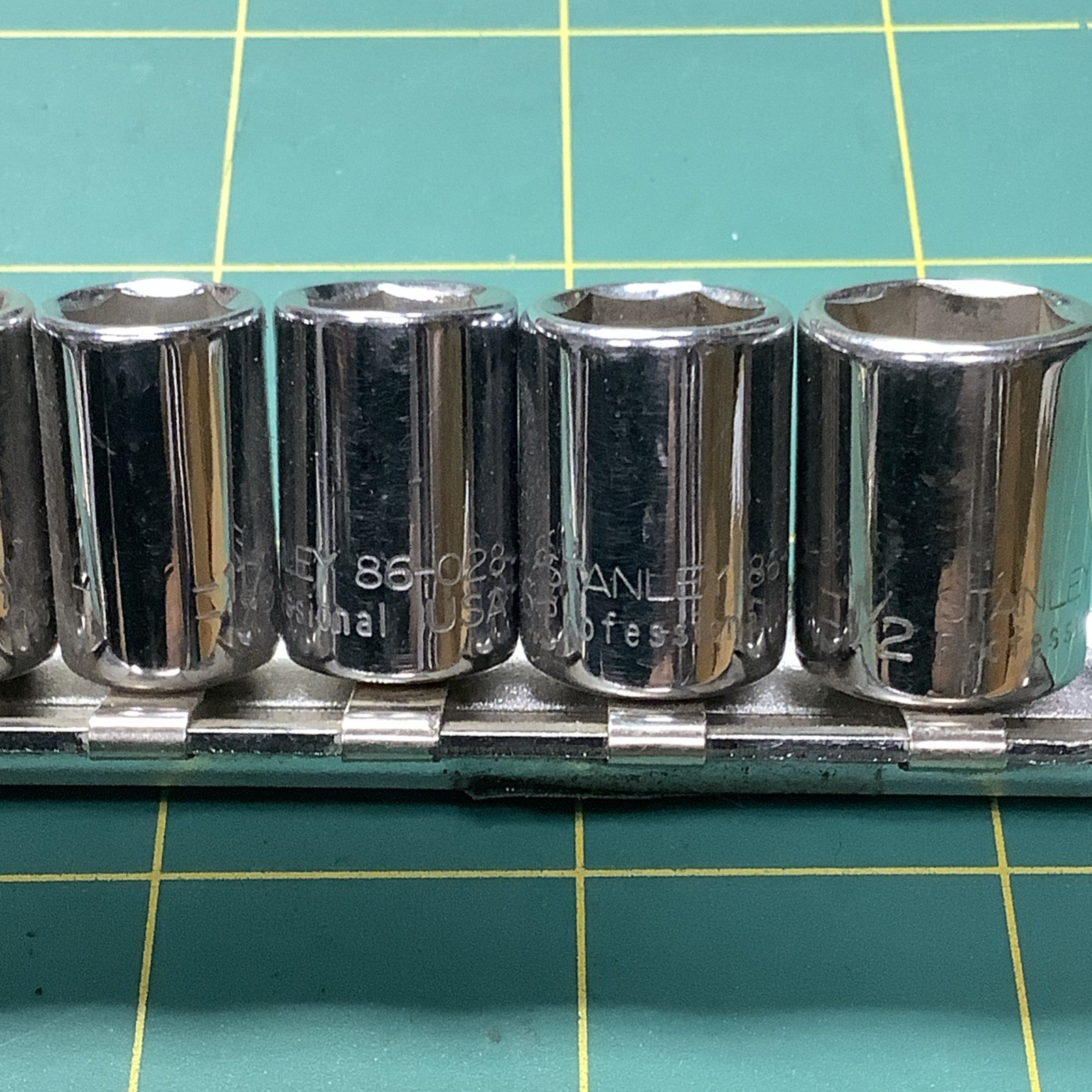 Vintage Stanley Pro USA Made 1/4” Drive Socket Set 5/32”-1/2” 10 Pcs On Rail