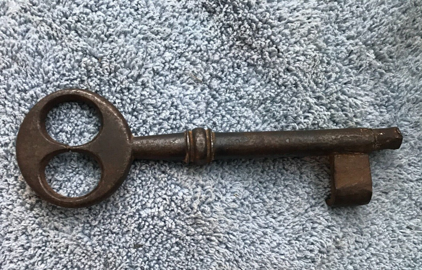 Antique 19th Century Iron Jailer Keys (6-3/8 inch) Patina Finish