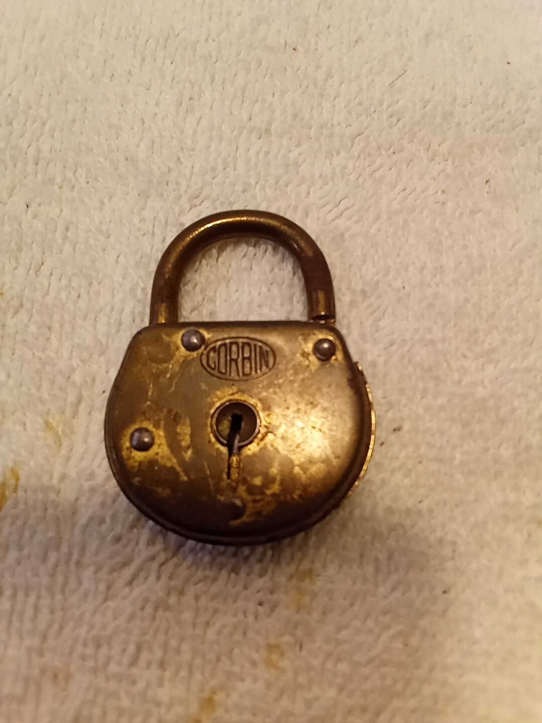Vintage SMALL CORBIN PADLOCK brass Pat’d 10-30-06 USA thin NO KEY LOCKED Lock